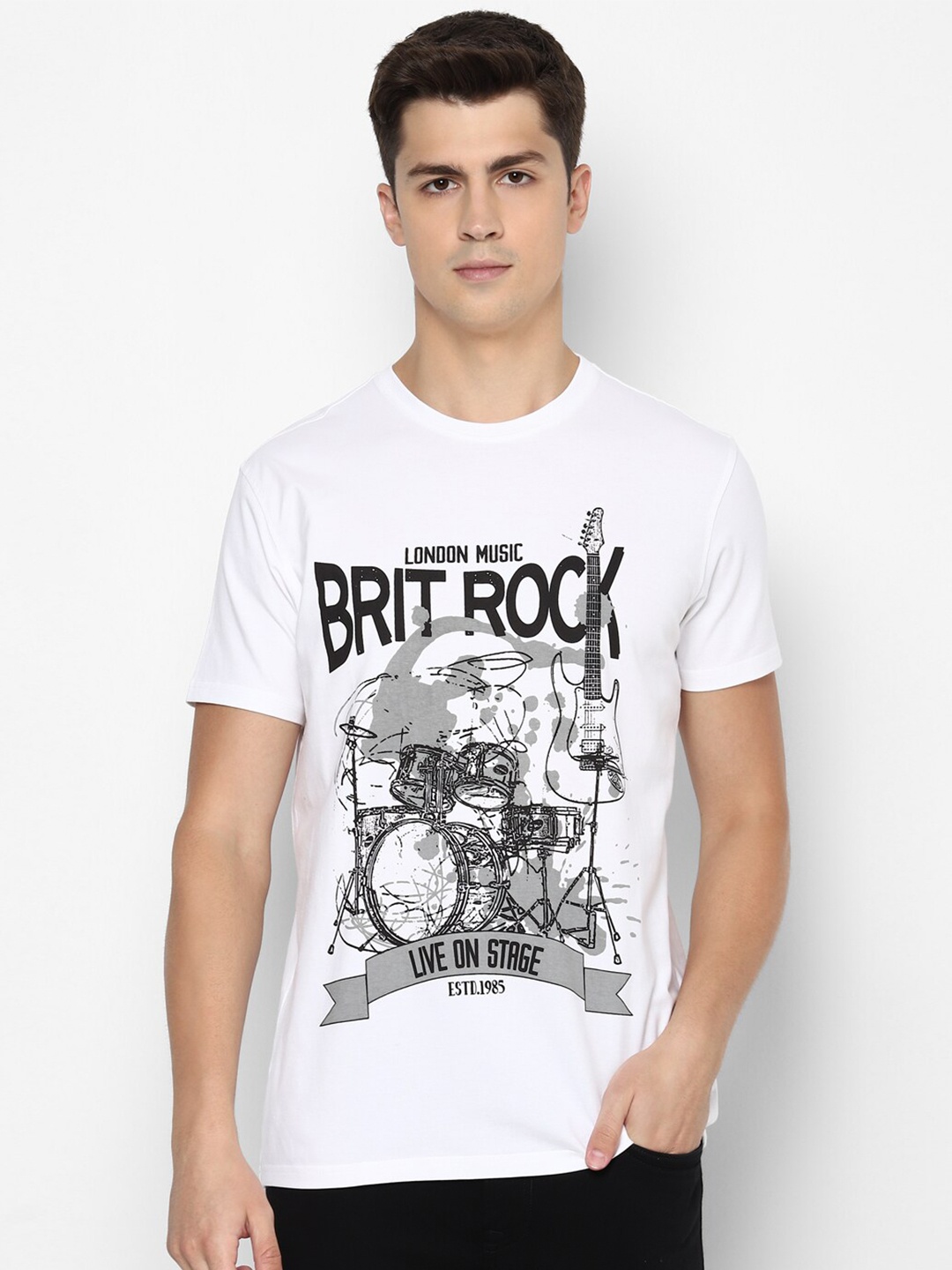 

SIMON CARTER LONDON Men White Printed T-shirt