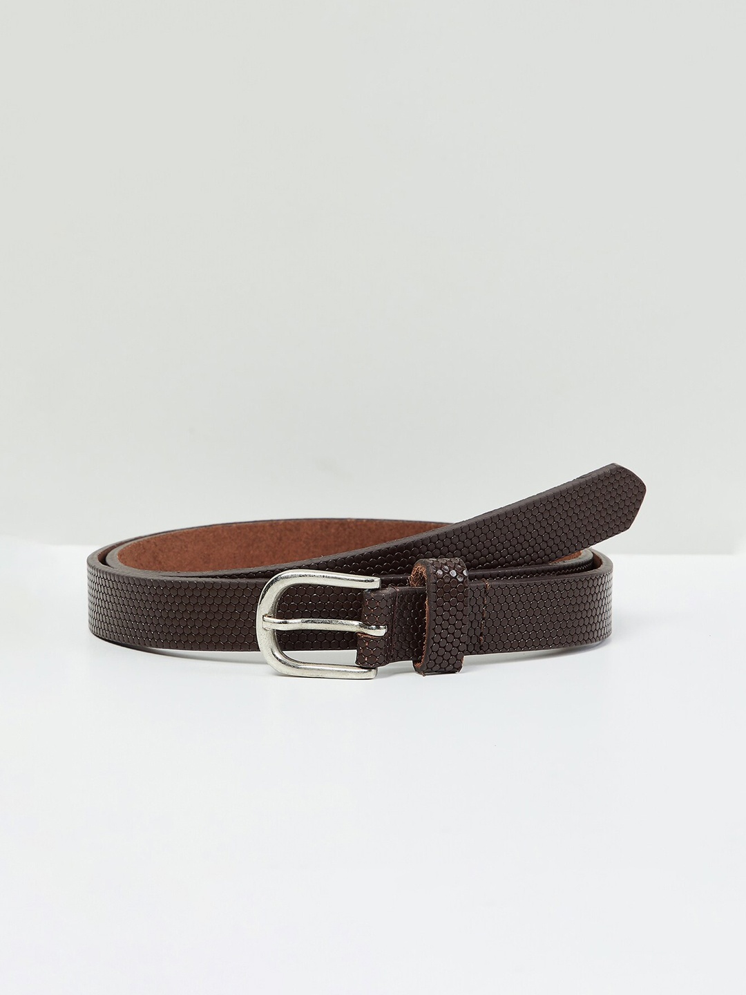 

max Women Brown Textured Leather Belt