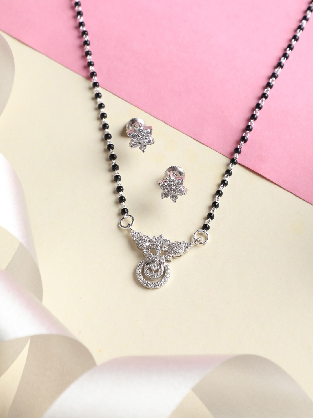 

Clara Woman Silver Aria Mangalsutra Set