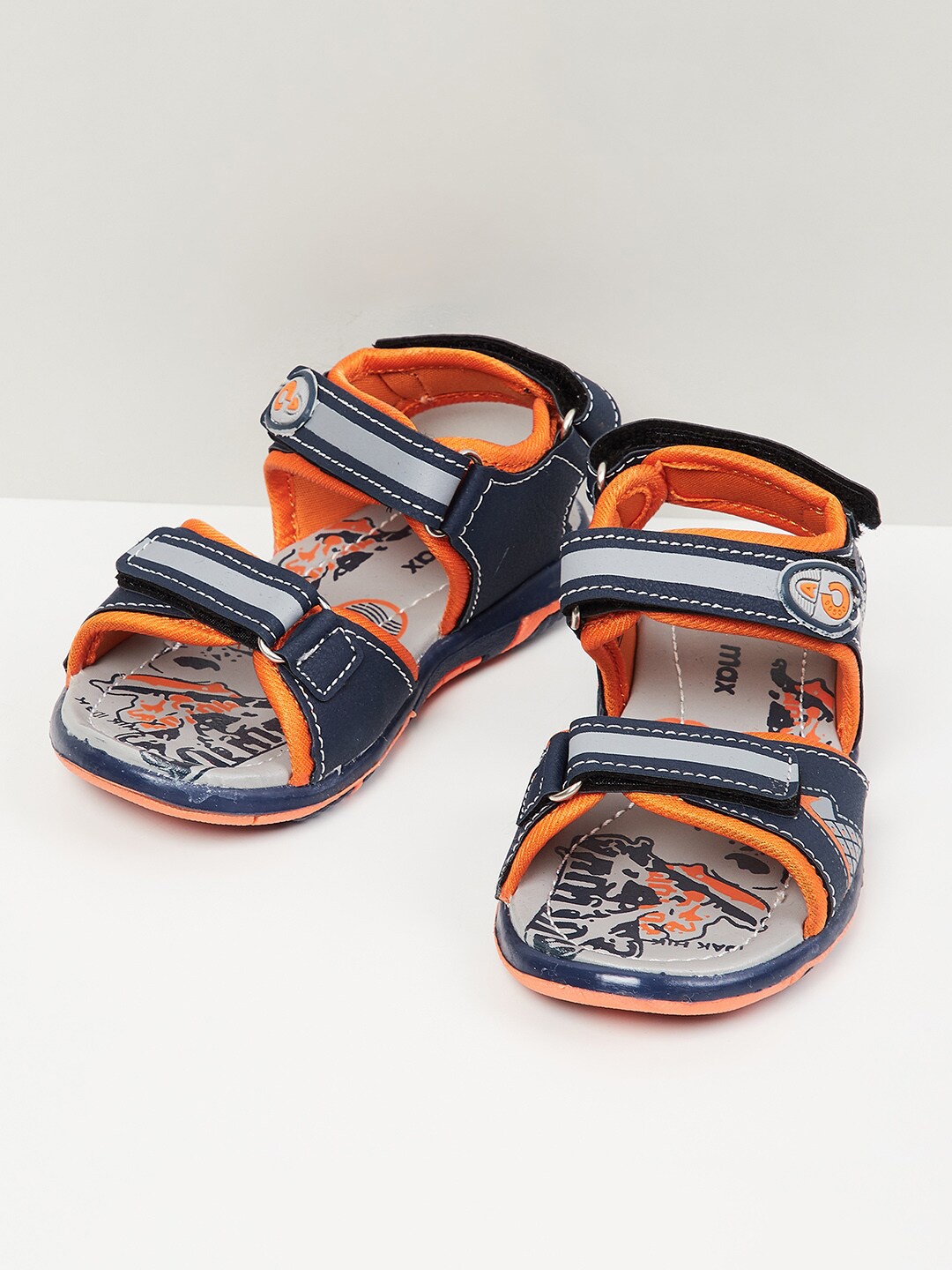 

max Boys Navy Blue & Pink PU Comfort Sandals