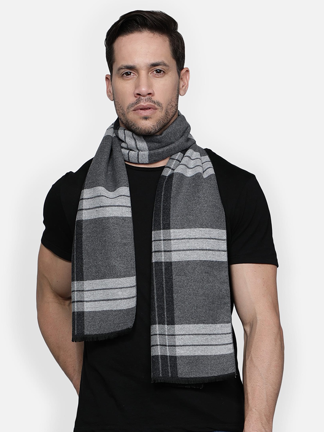 

Alvaro Castagnino Men Grey Striped Muffler