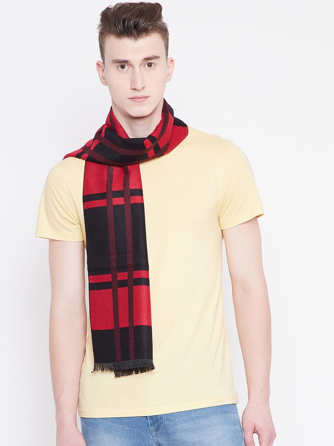 

Alvaro Castagnino Men Red & Black Checked Muffler