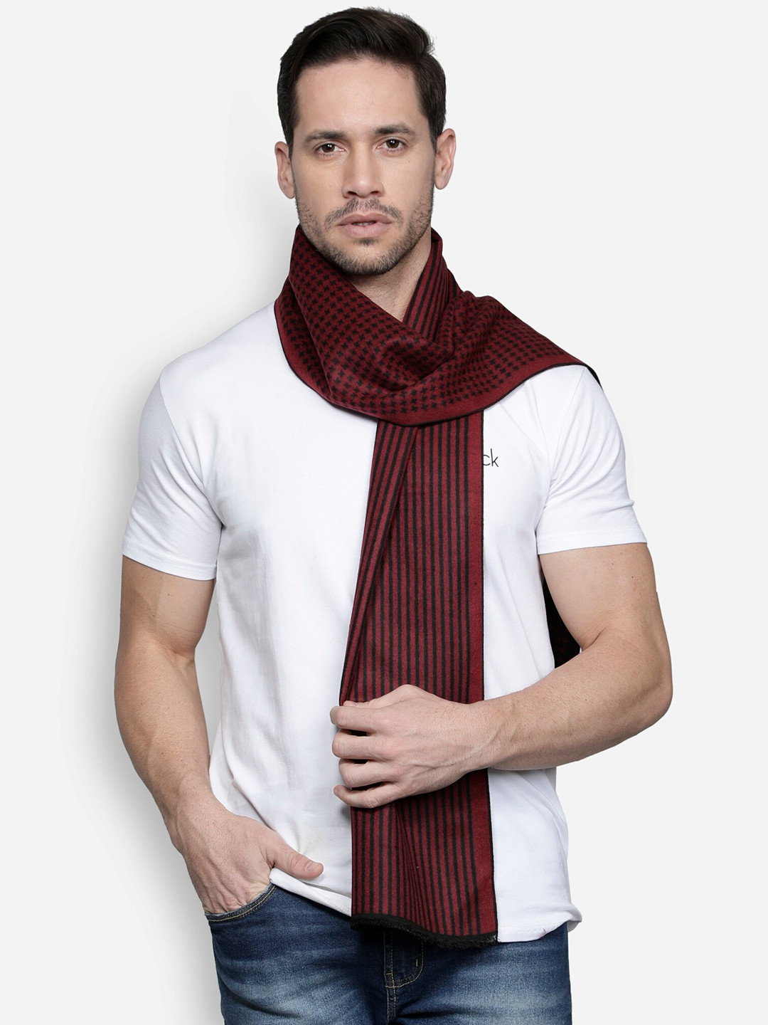 

Alvaro Castagnino Men Maroon & Black Striped Muffler