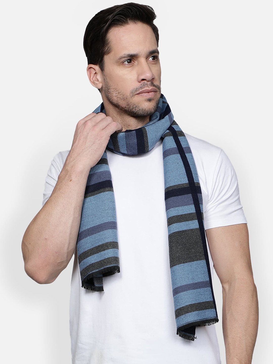 

Alvaro Castagnino Men Blue & Grey Striped Muffler