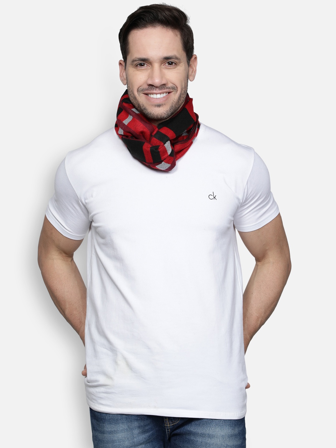 

Alvaro Castagnino Men Red & Black Printed Muffler