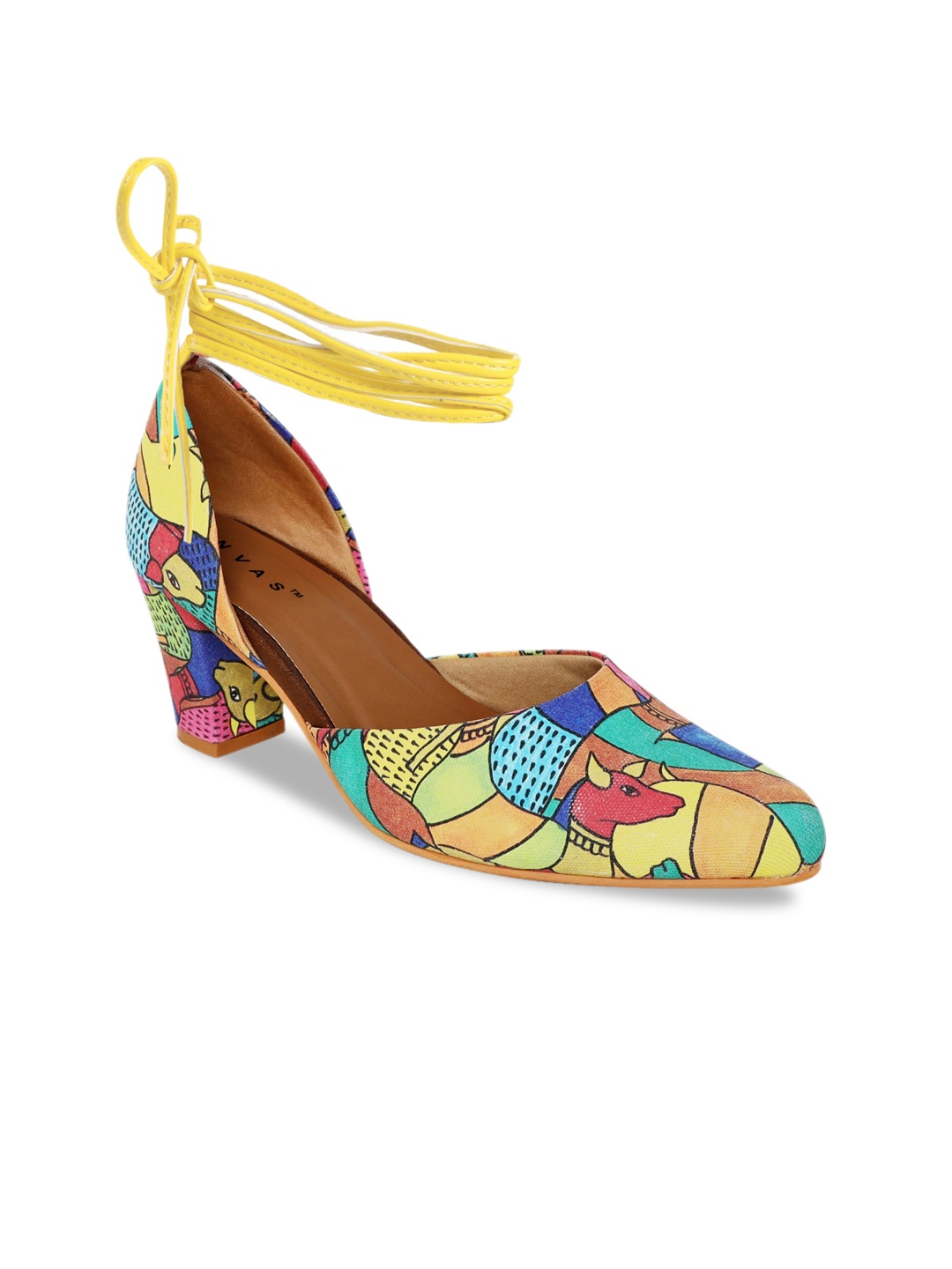 

Kanvas Women Multicoloured Printed Ethnic Kitten Pumps, Multi