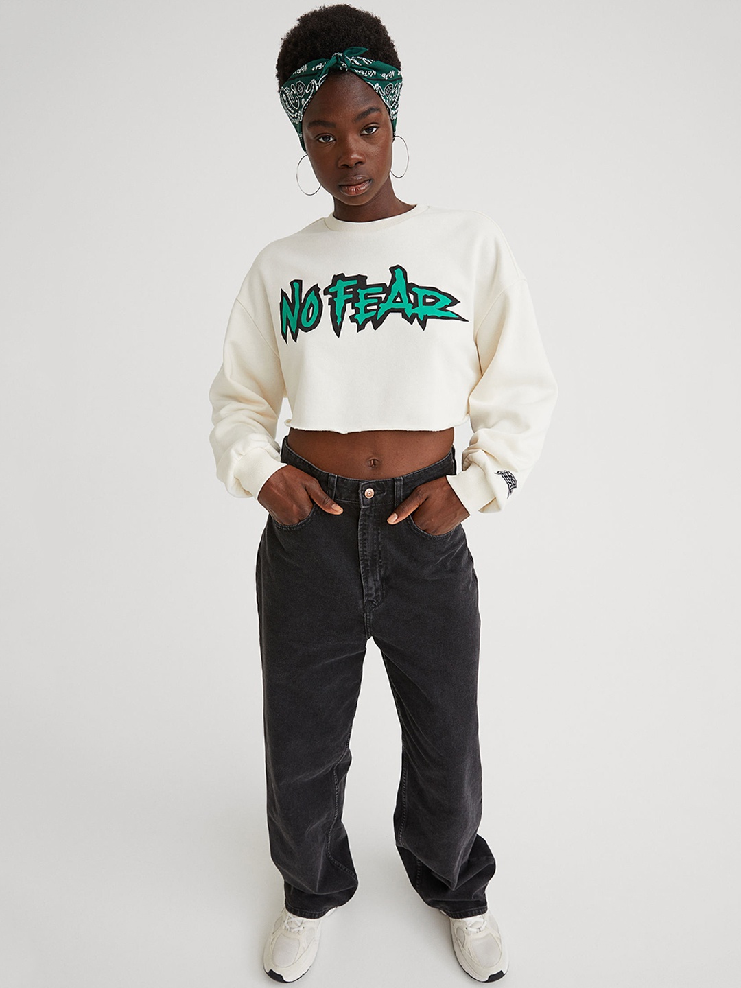 

H&M Women White Cropped printed sweatshirt
