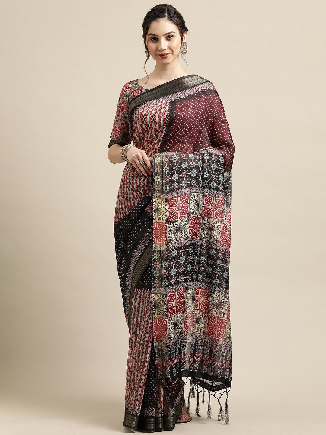 

Saree mall Black & Maroon Bandhani Linen Blend Bandhani Sarees
