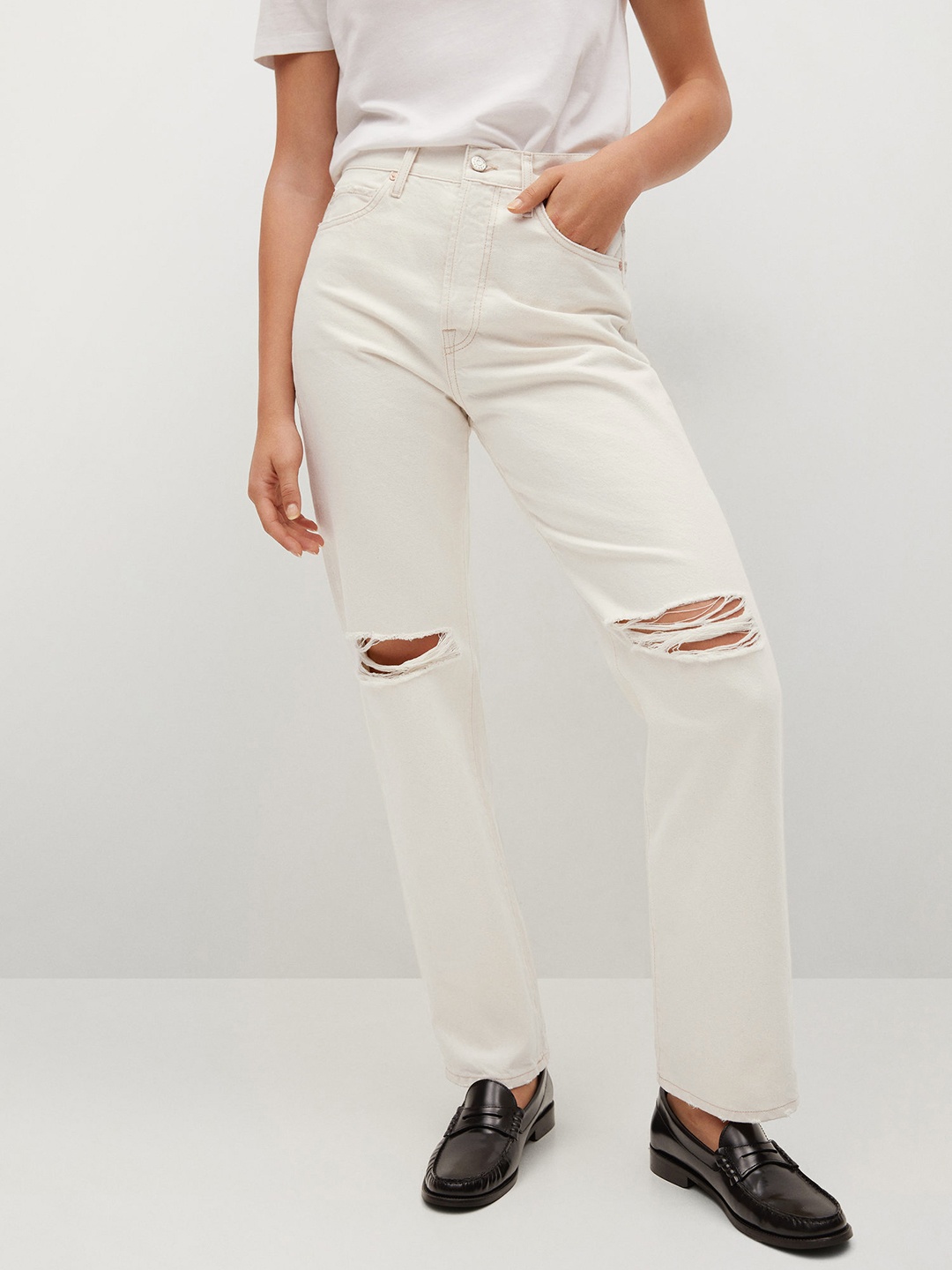 

MANGO Women Off White Mildly Distressed Mid-Rise Clean Look Jeans