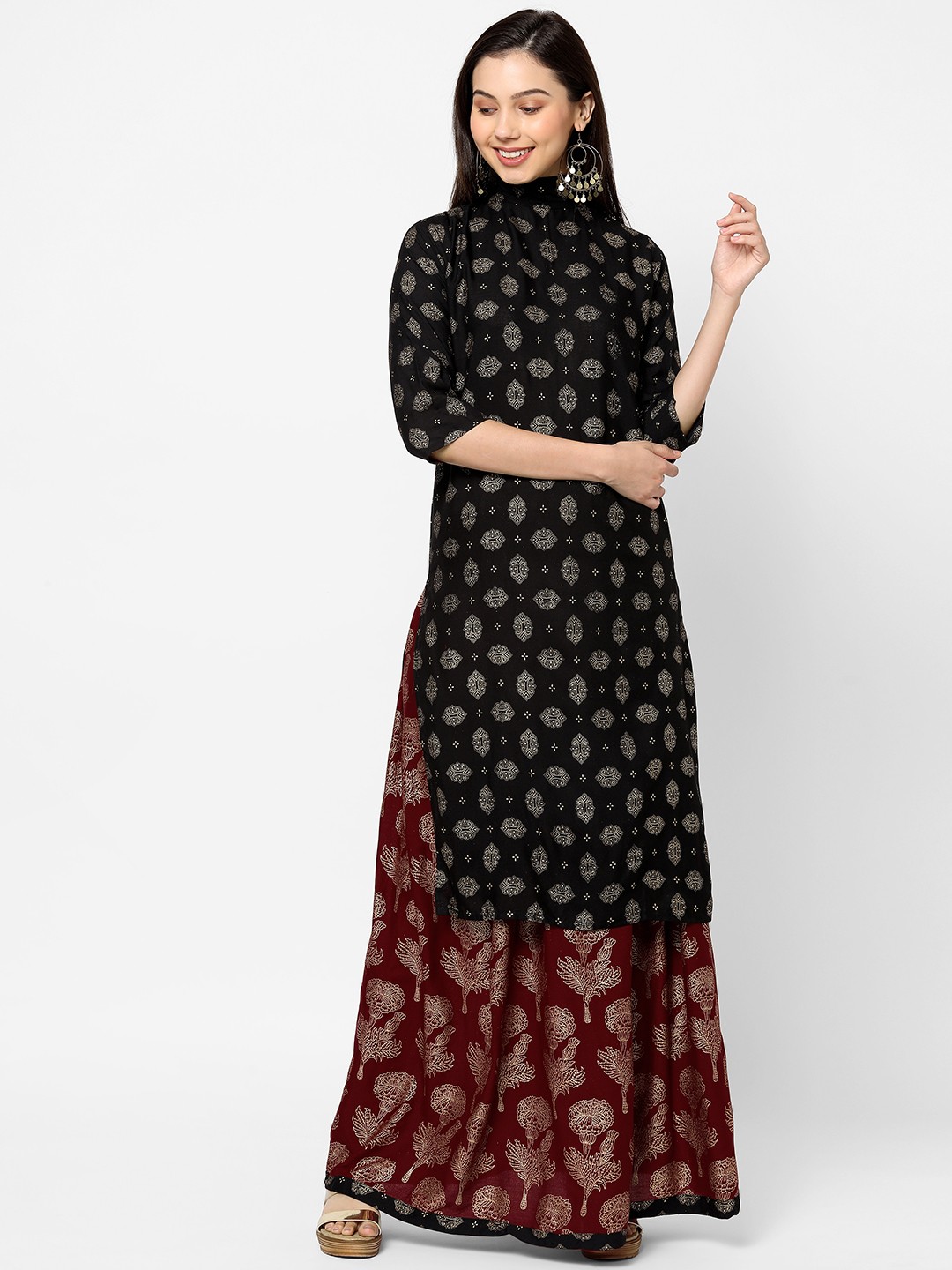 

RedRound Women Black Ethnic Motifs Printed Kurta with Skirt