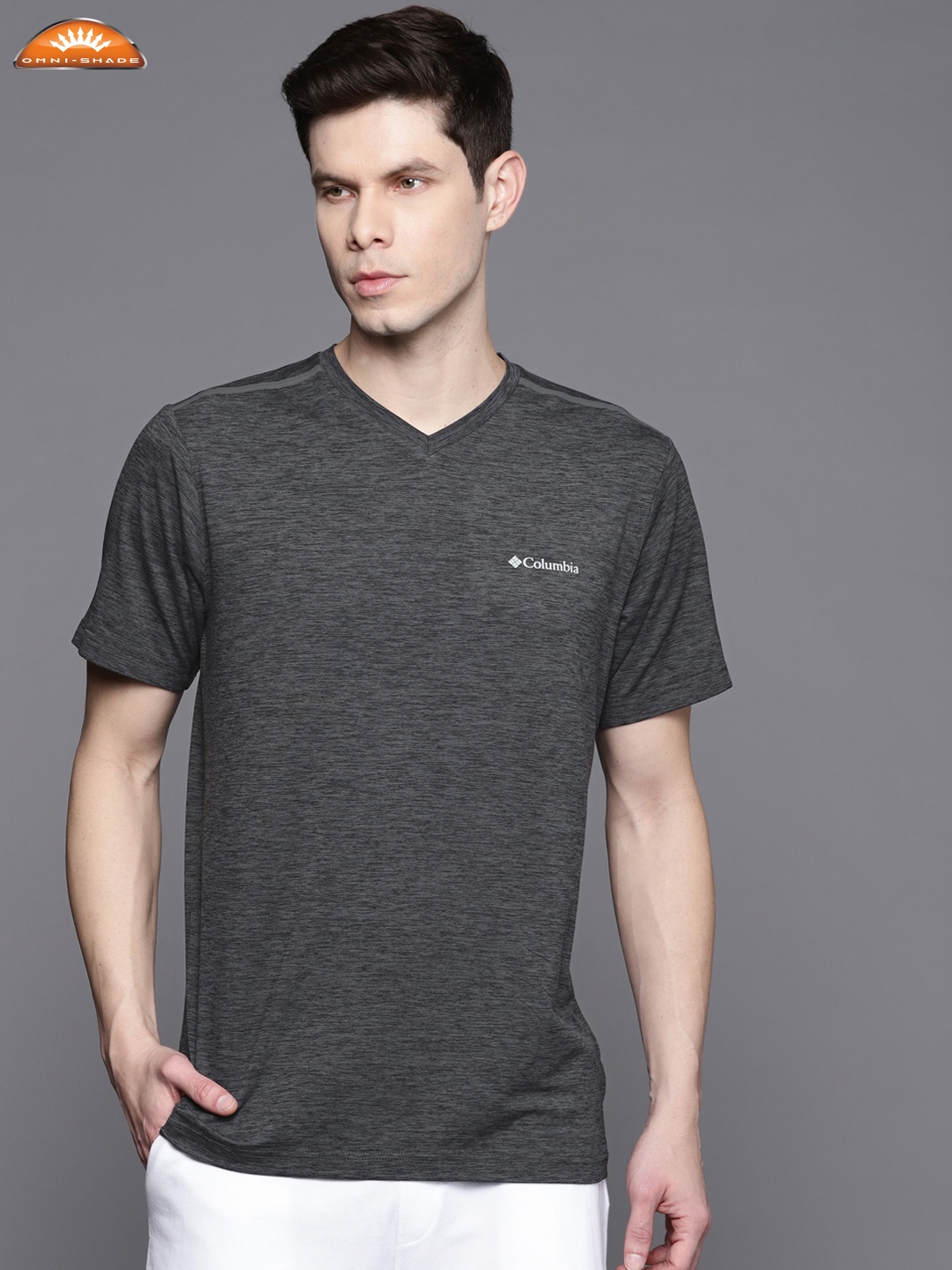 

Columbia Men Black Omni Shade V-Neck T-shirt
