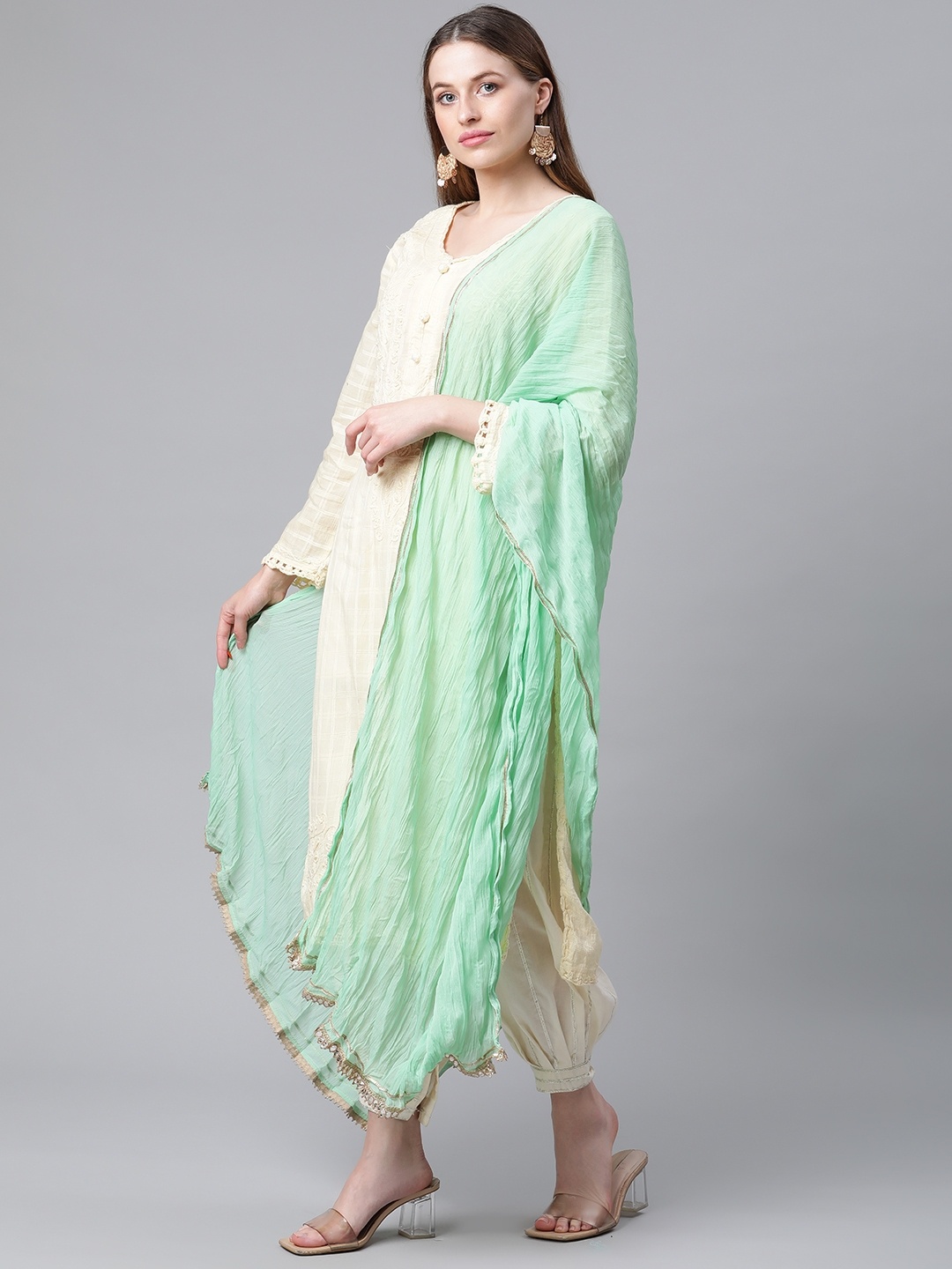 

Rangriti Women Green Crinkled Dupatta