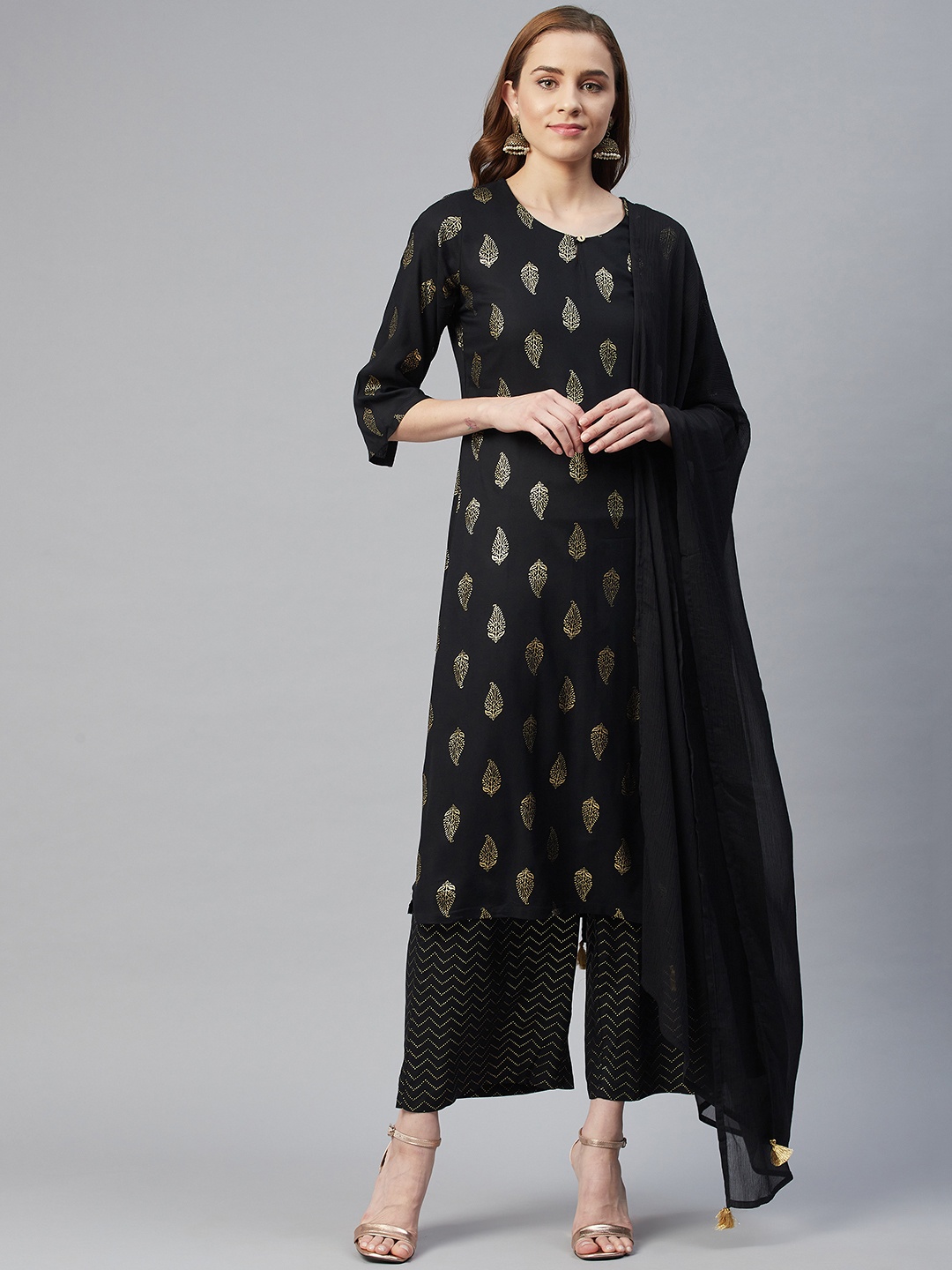 

Rangriti Women Black Ethnic Motifs Printed Regular Kurta with Palazzos & With Dupatta