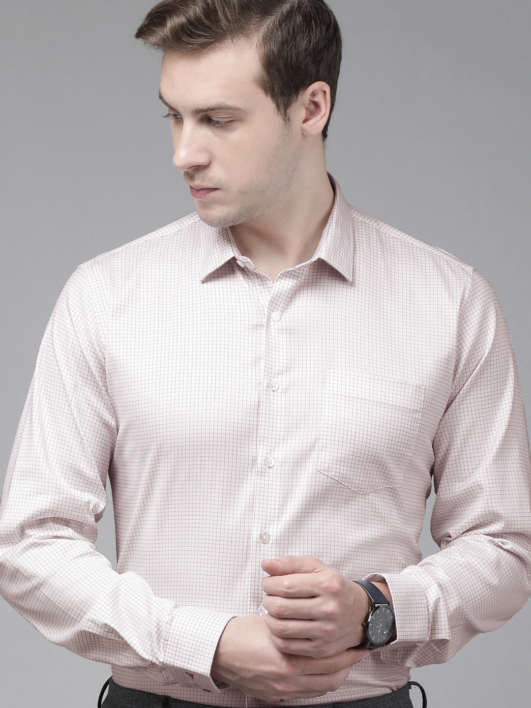 

Van Heusen Men White & Red Slim Fit Grid Tattersall Checked Smart Casual Shirt