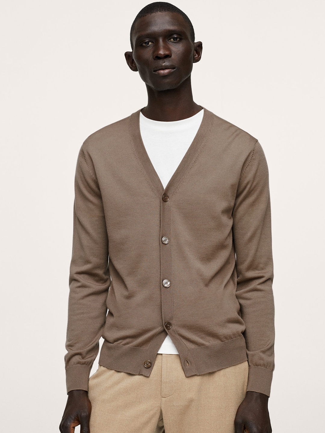 

MANGO MAN Brown Solid Cardigan