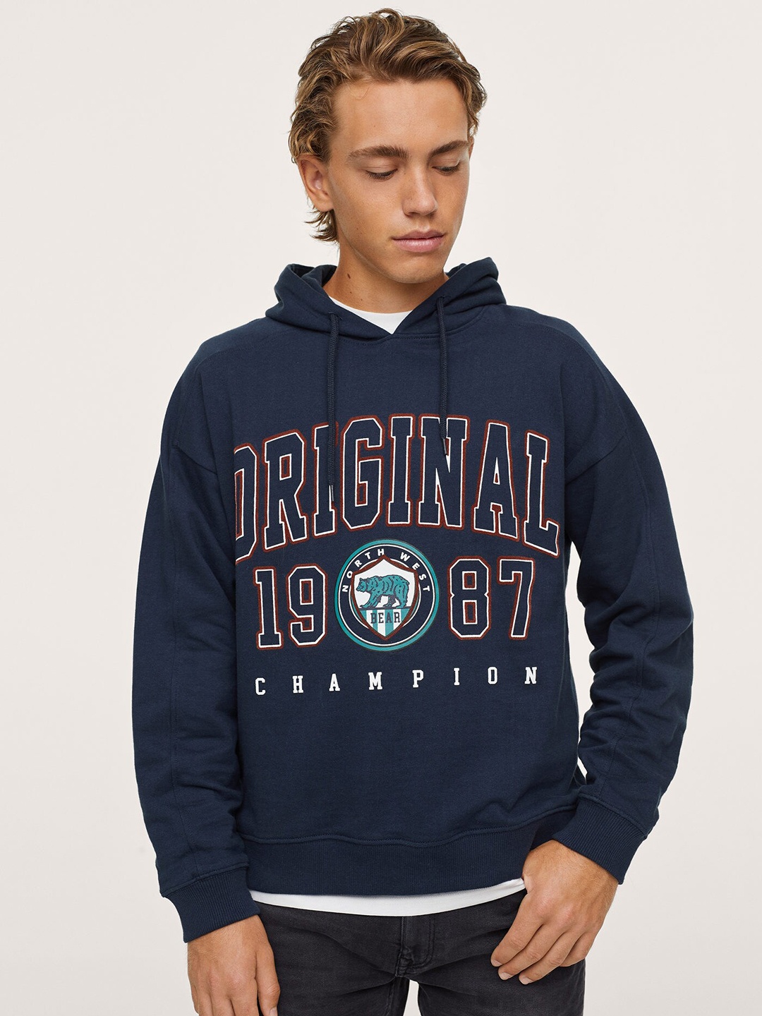 

Mango Kids Boys Navy Blue & White Pure Cotton Printed Hooded Sweatshirt
