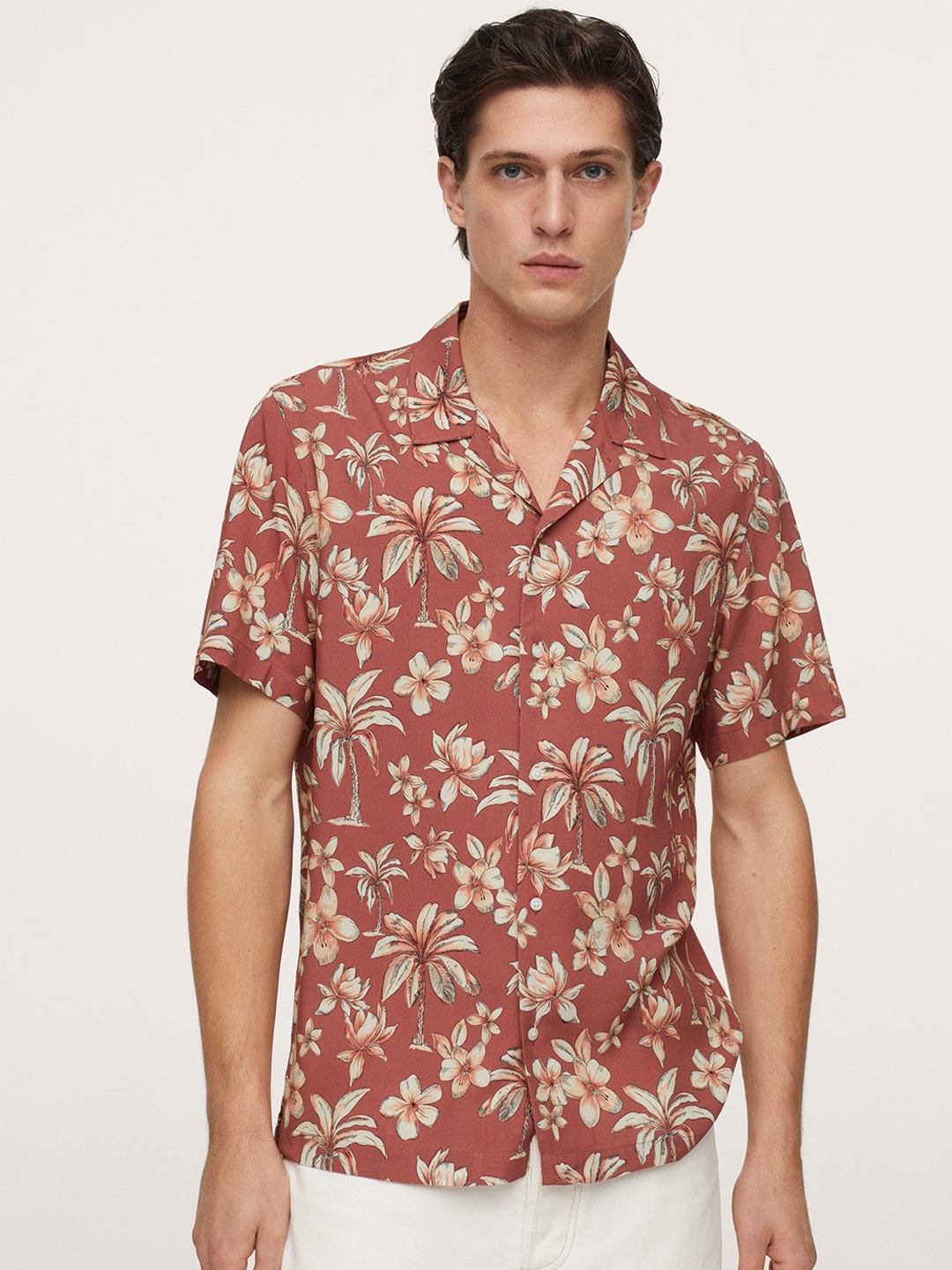 

MANGO MAN Men Brown & Beige Floral Printed Casual Shirt