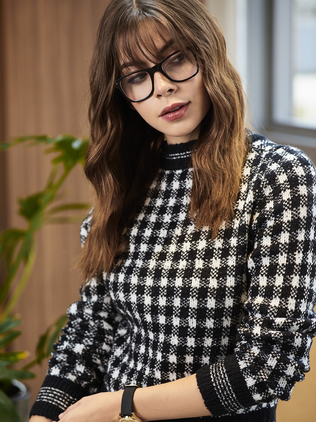 

MANGO Women Black & White Checked Pullover
