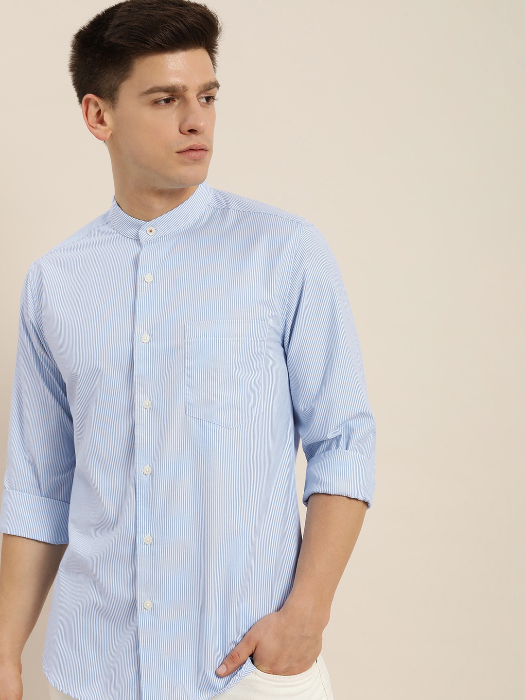 

INVICTUS Men Blue & White Slim Fit Striped Casual Shirt