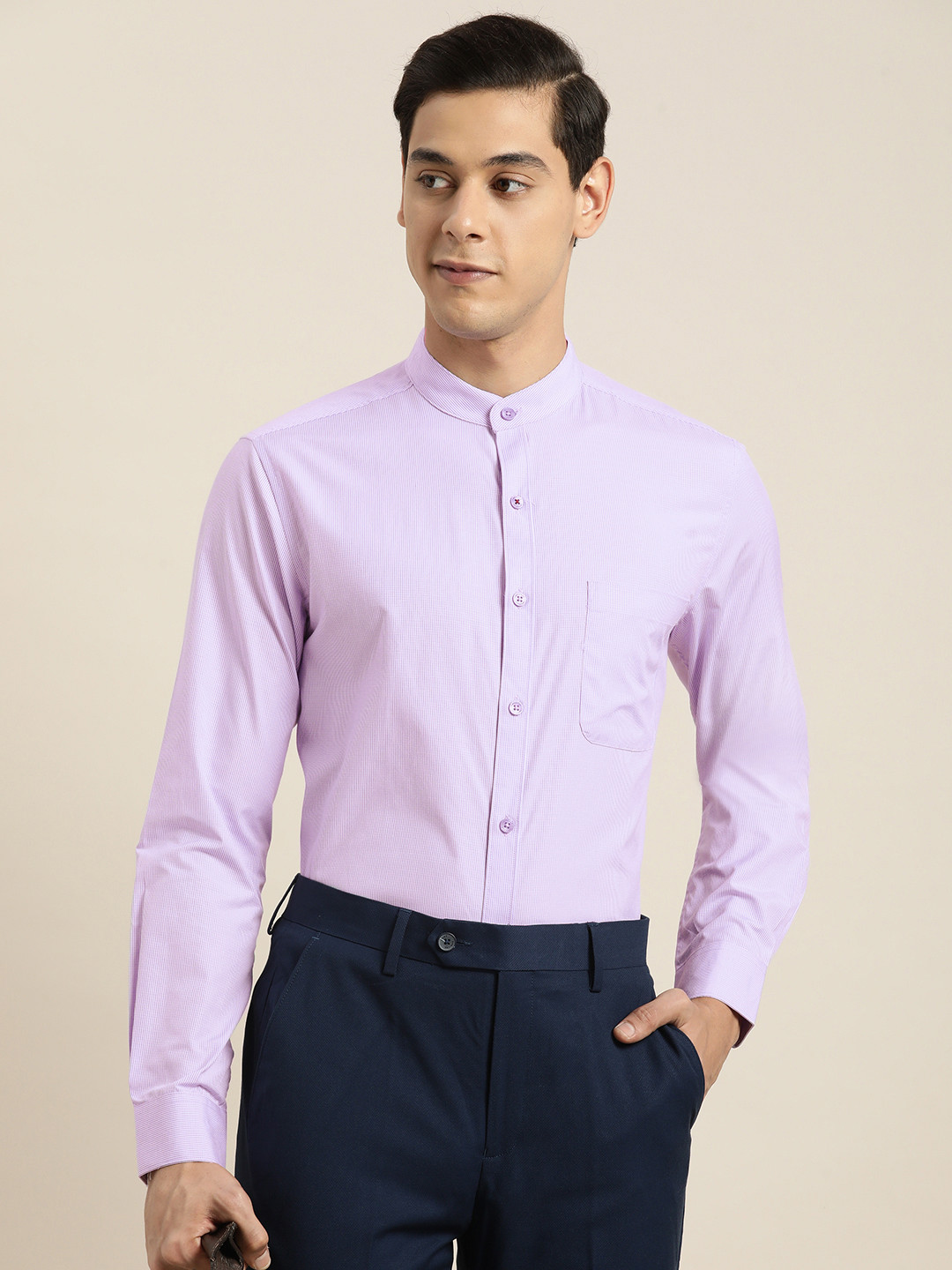 

INVICTUS Men Lavender Slim Fit Micro Checked Semiformal Shirt