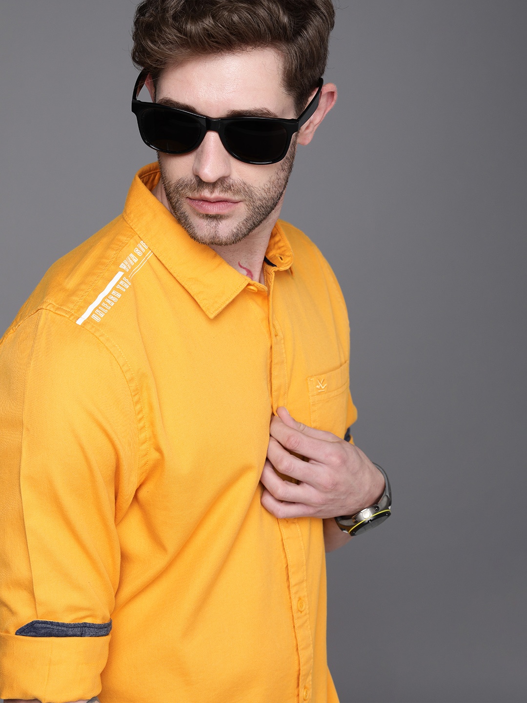 

WROGN Men Yellow & White Slim Fit Printed Casual Shirt