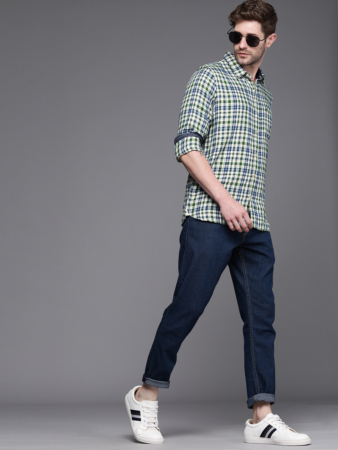 

WROGN Men Green & Blue Slim Fit Tartan Checked Casual Shirt