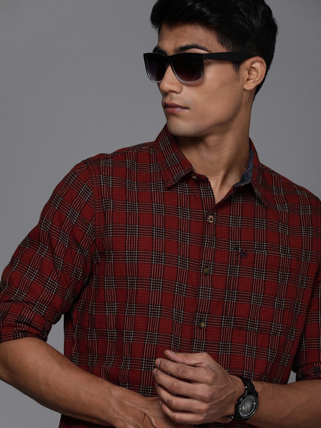 

WROGN Men Red Slim Fit Opaque Checked Casual Shirt
