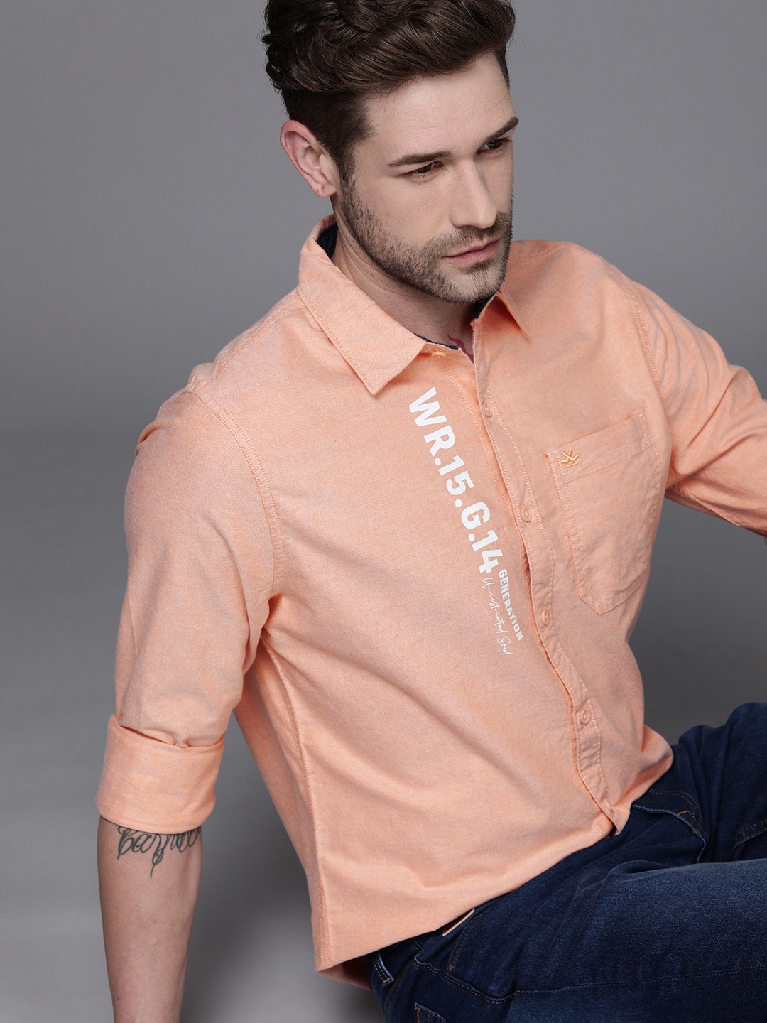 

WROGN Men Peach-Coloured Slim Fit Printed Pure Cotton Casual Shirt
