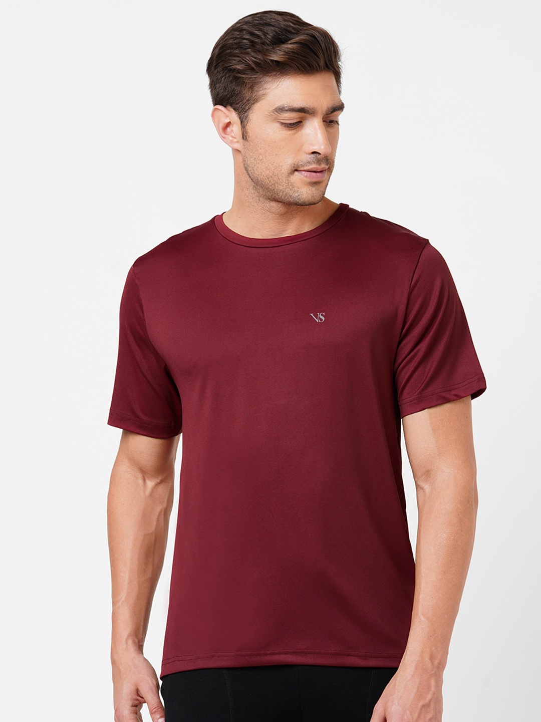 

VS by Sehwag Men Maroon Dri-FIT T-shirt