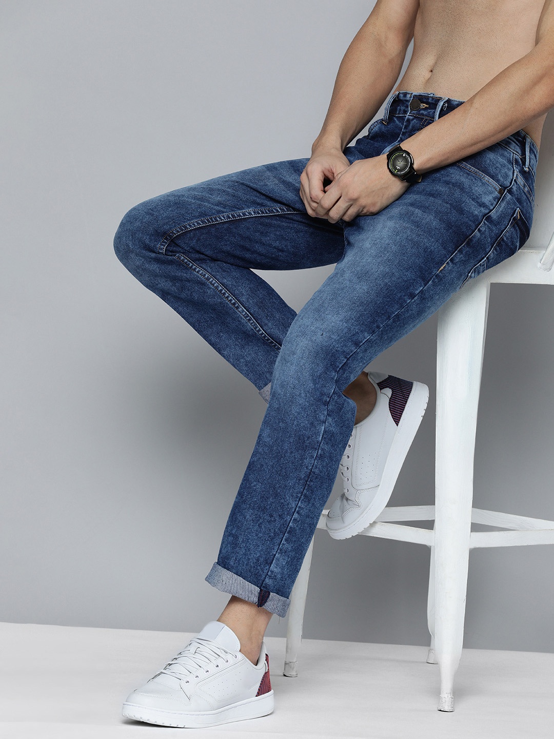

HERE&NOW Men Blue Slim Fit Heavy Fade Mid-Rise Stretchable Jeans
