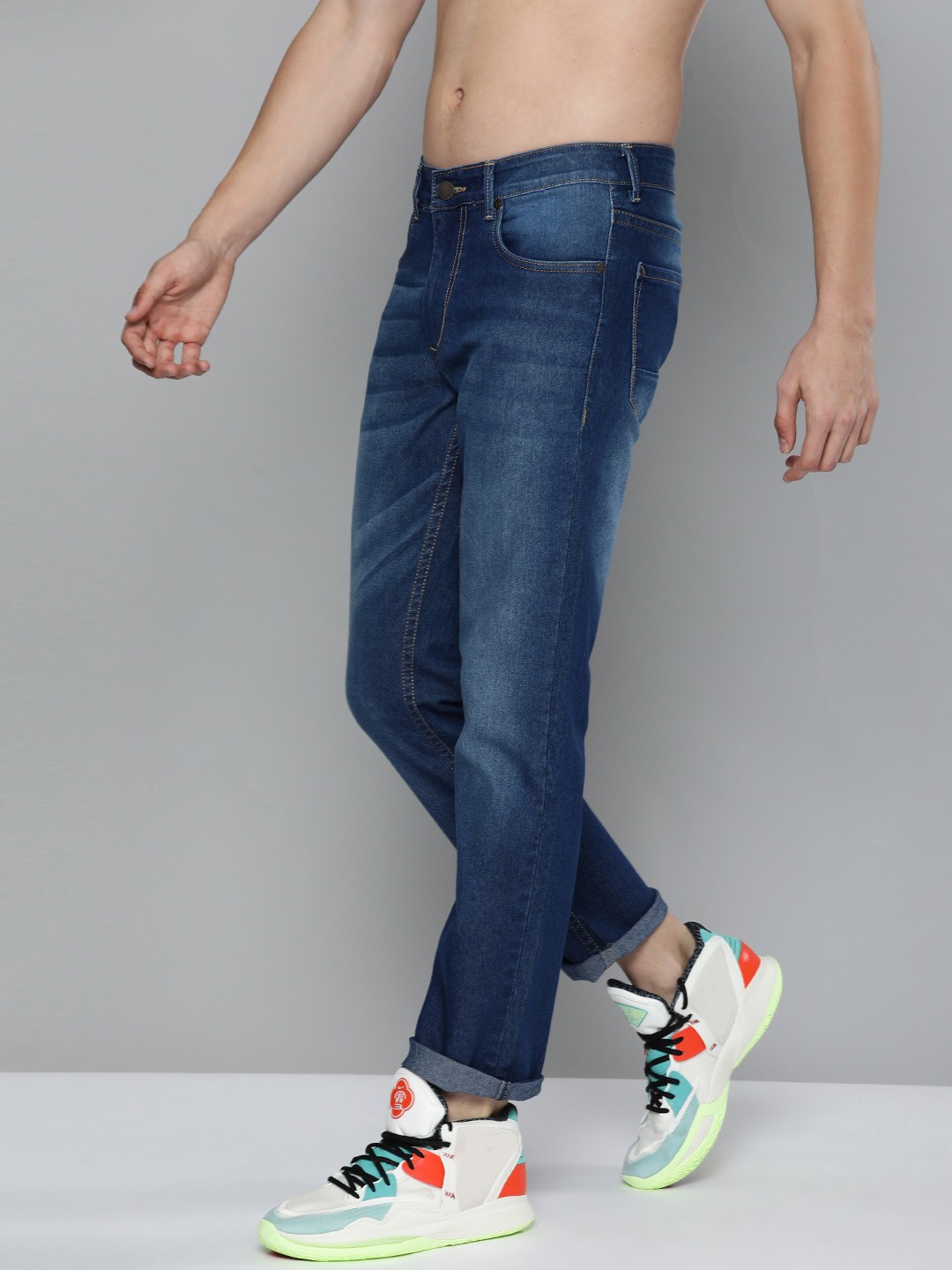 

HERE&NOW Men Blue Slim Fit Light Fade Stretchable Jeans