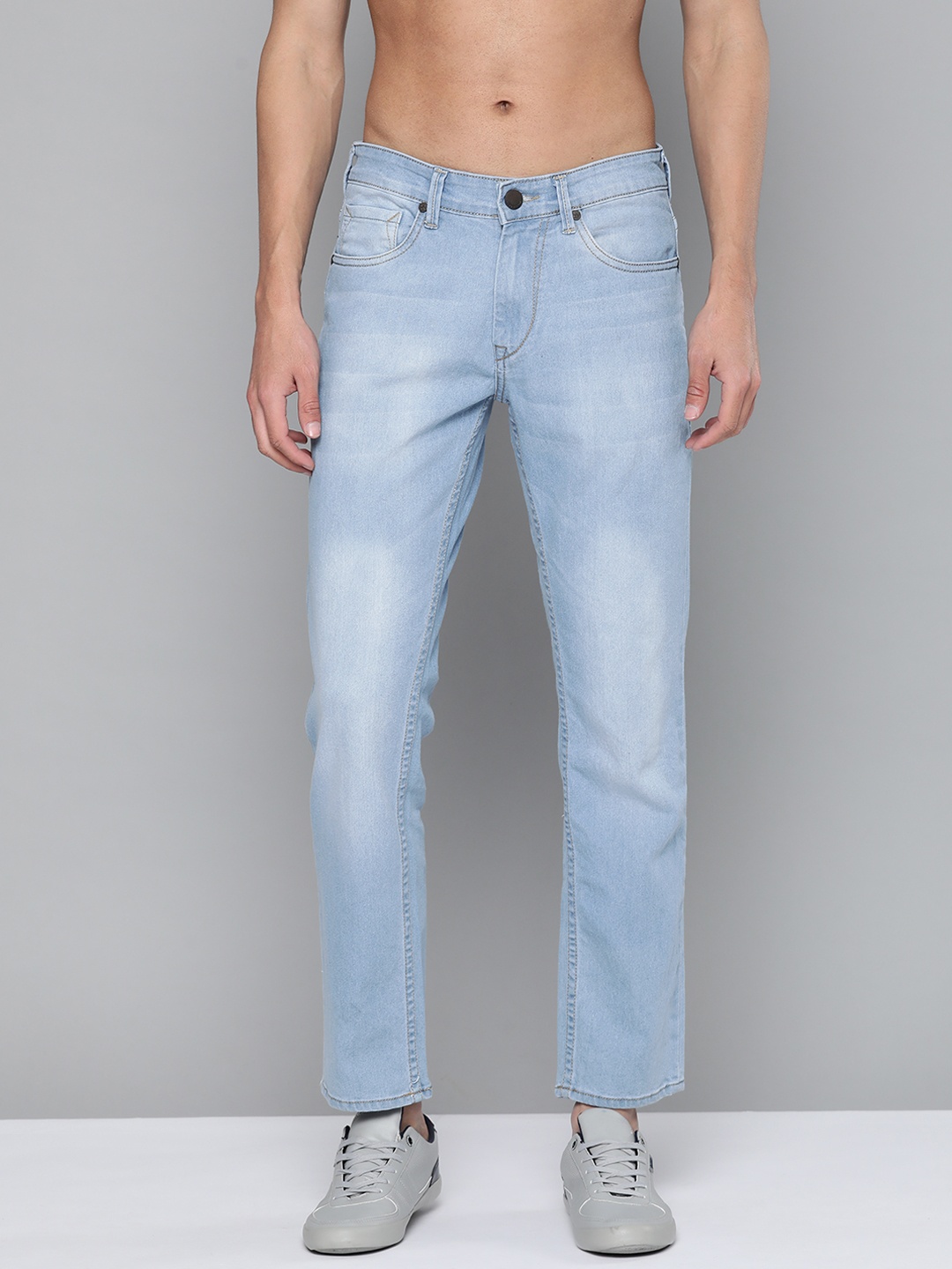 

HERE&NOW Men Blue Light Fade Stretchable Jeans