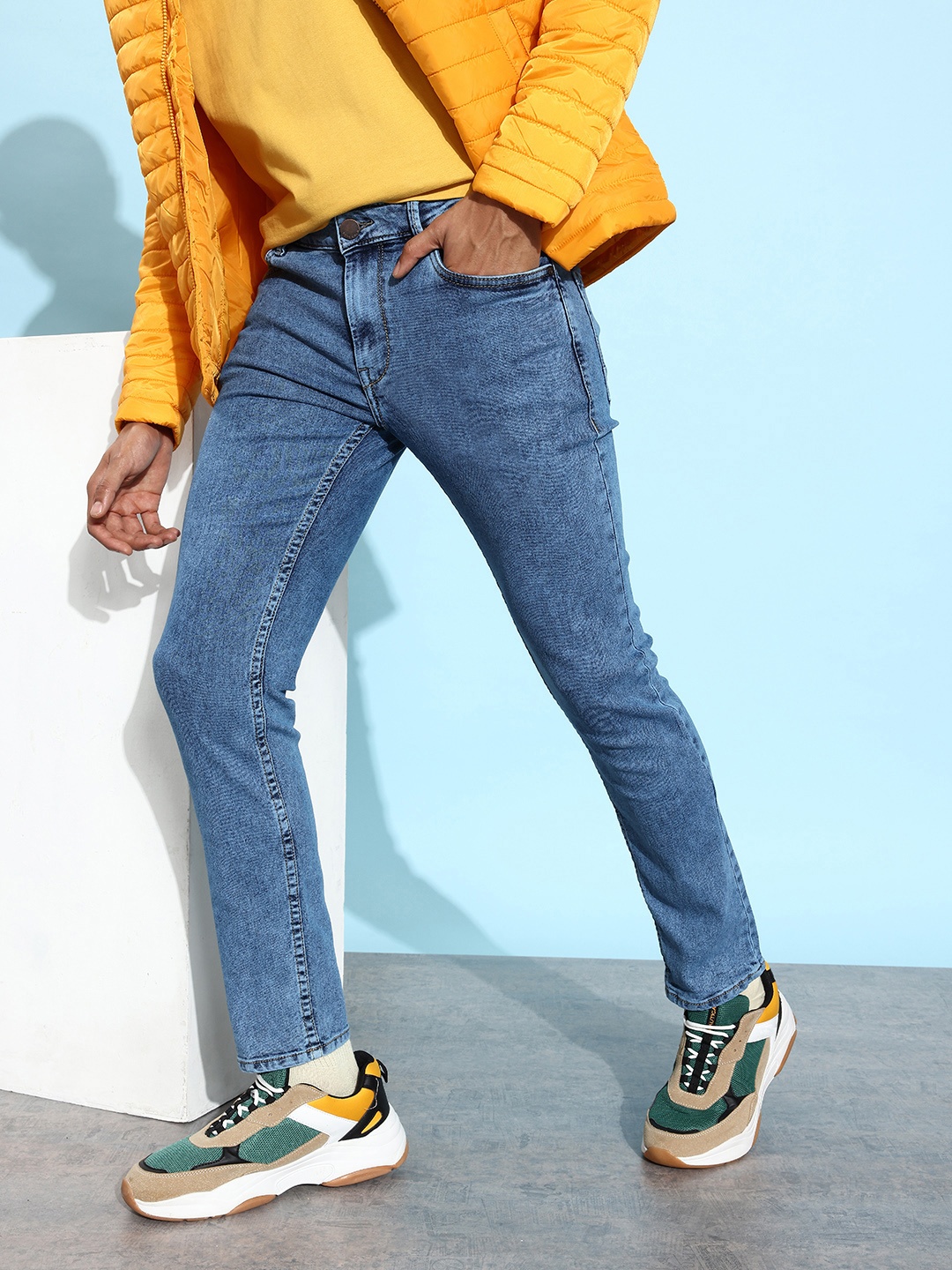 

HERE&NOW Men Ocean Blue Slim Fit Stretchable Vintage Straight Jeans