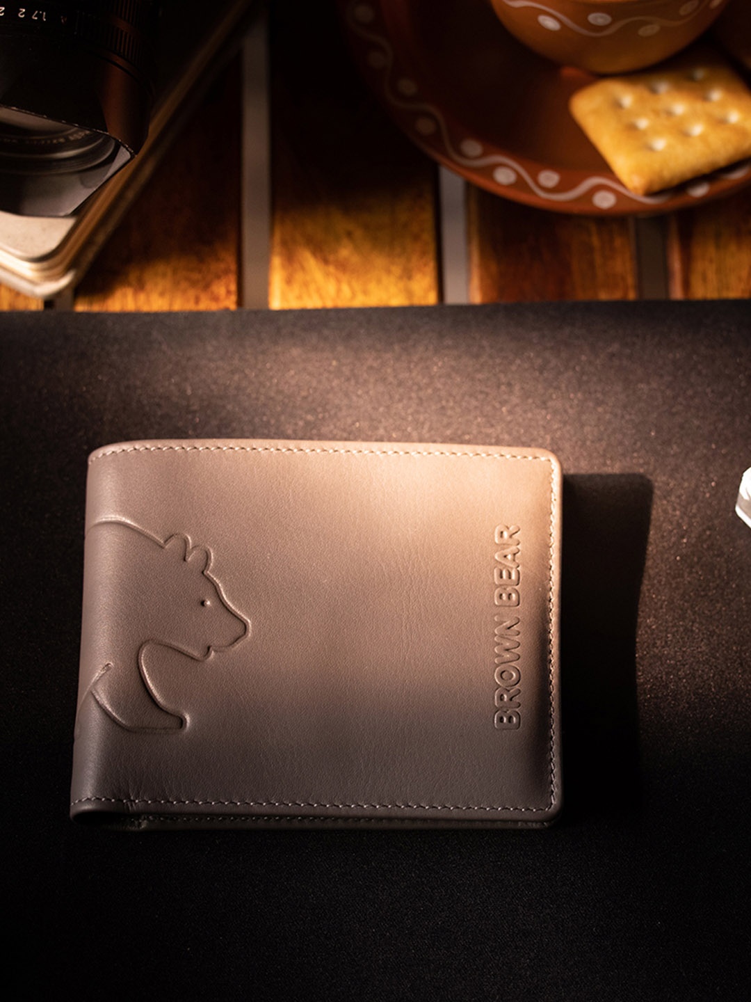 

BROWN BEAR Men Grey Bear Self Design Leather Two Fold Wallet