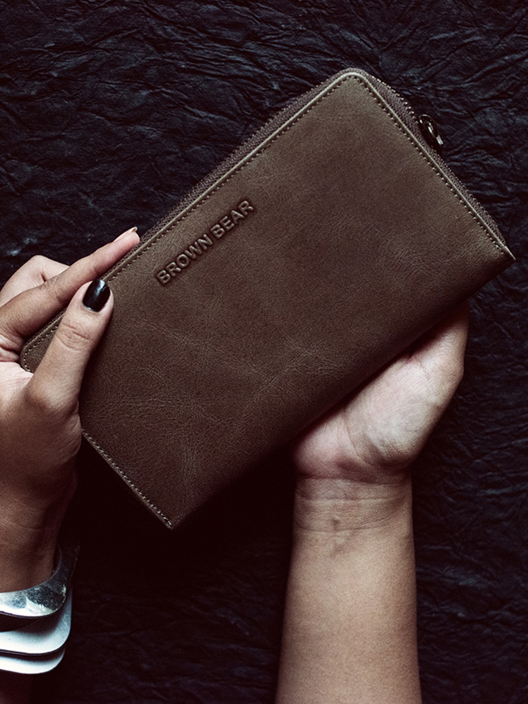 

BROWN BEAR Women Brown Solid Leather Zip Around Wallet