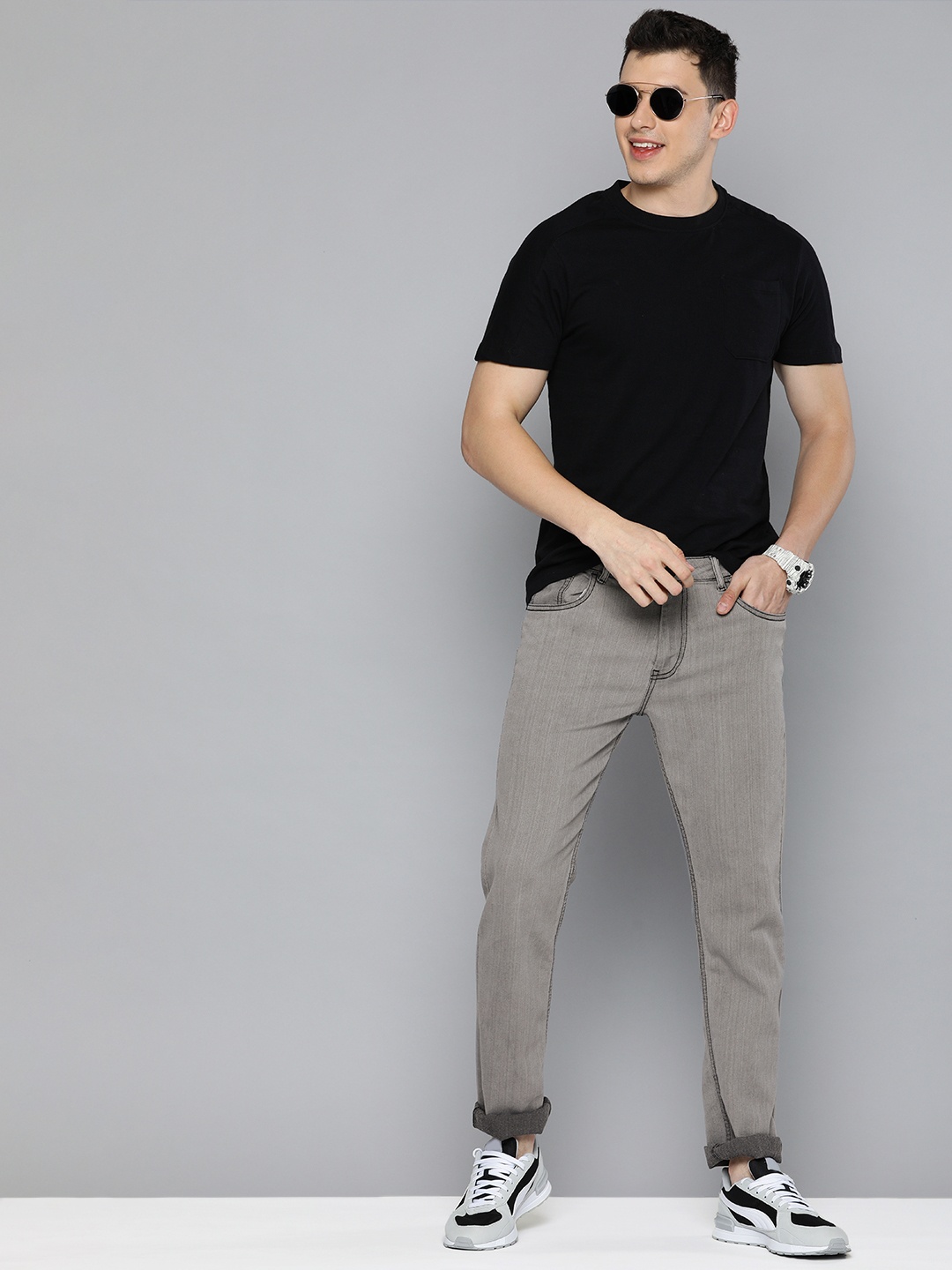 

HERE&NOW Men Grey Slim Fit High-Rise Heavy Fade Jeans