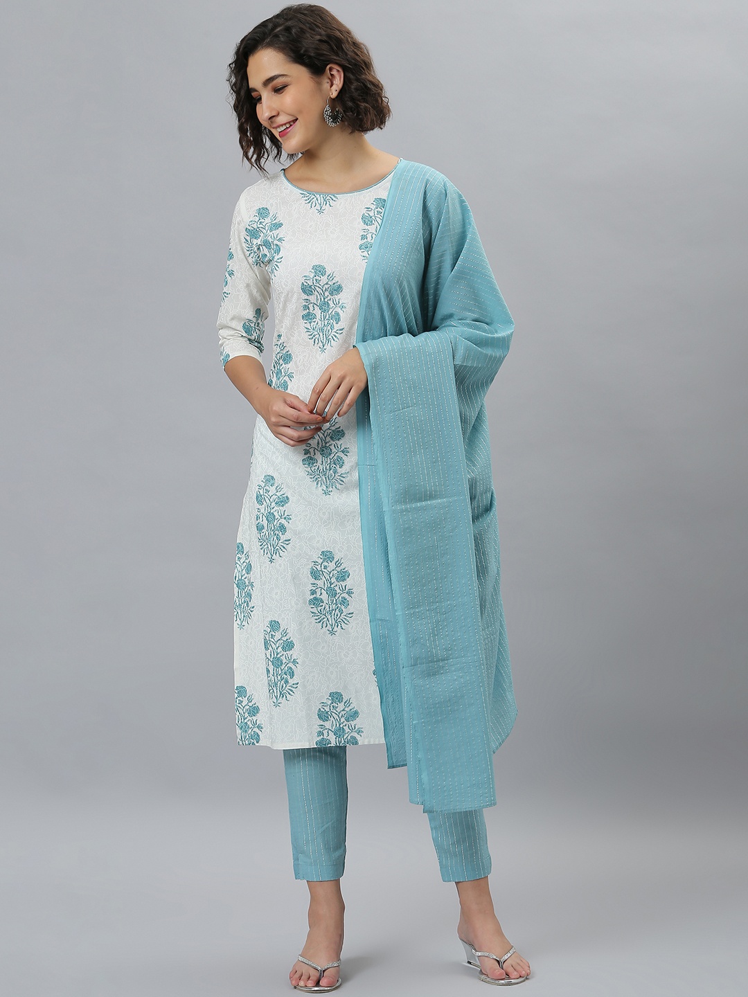 

Janasya Women White Floral Printed Regular Kurta with Trousers & With Dupatta