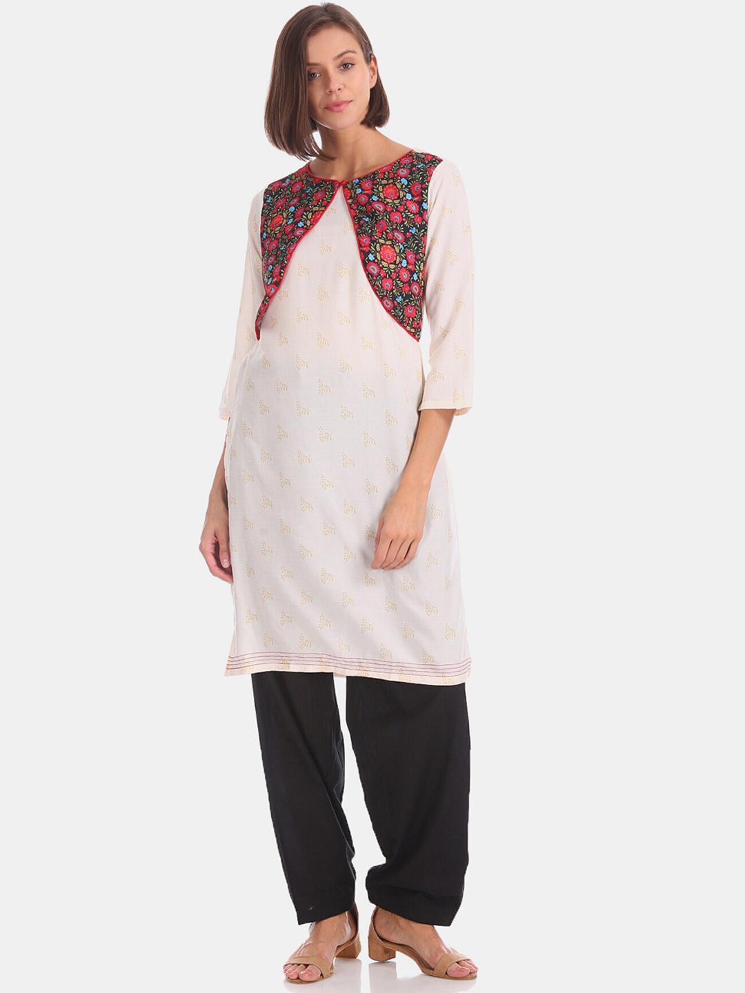 

Karigari Women White Kurta