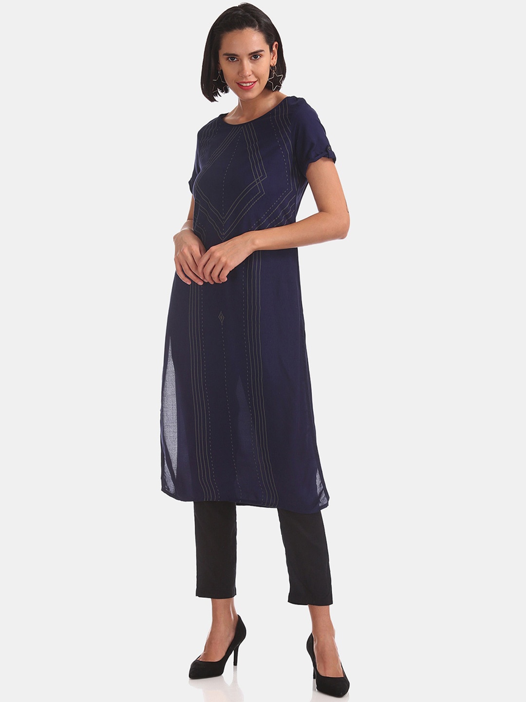 

Karigari Women Blue Kurta