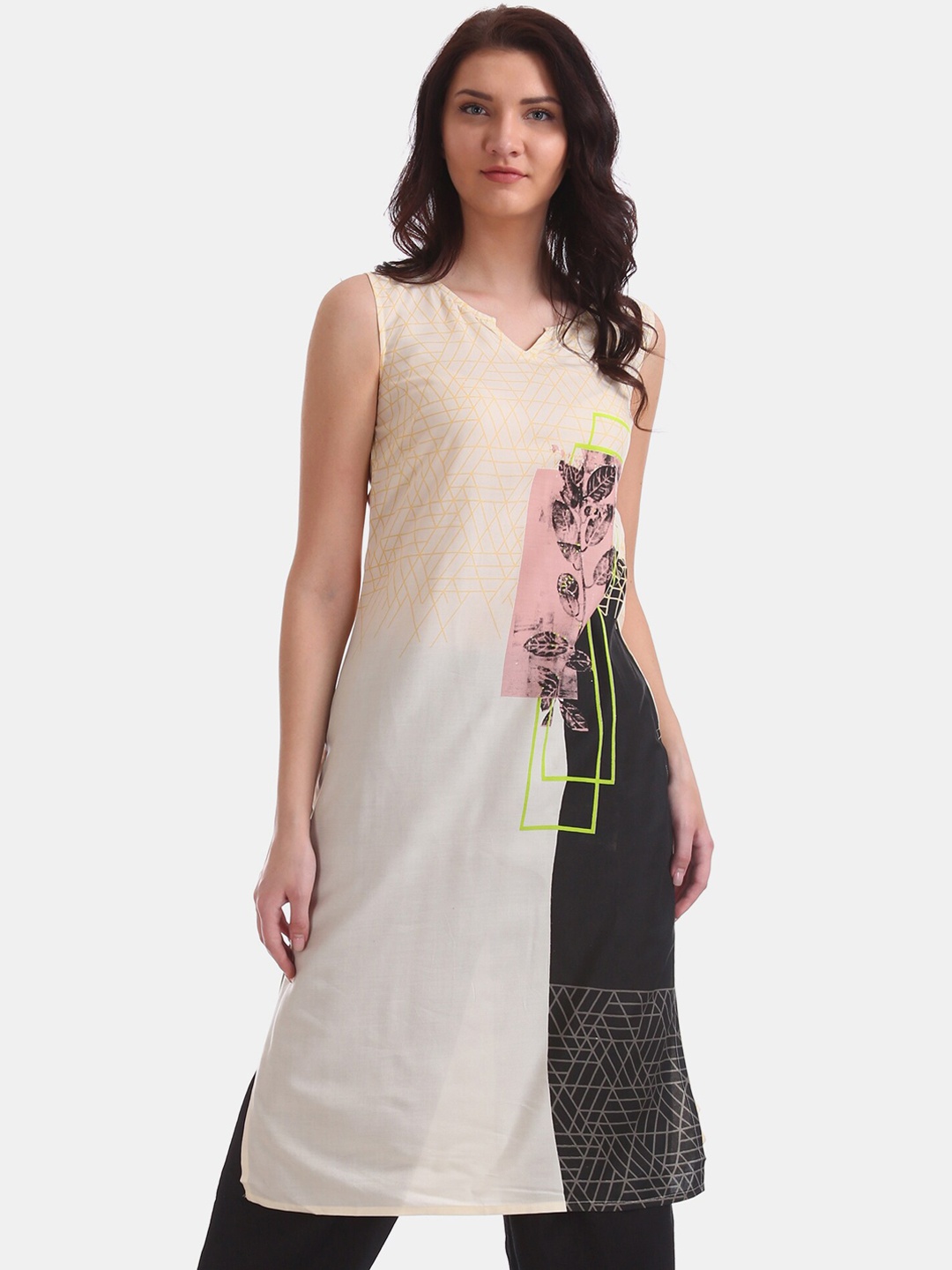 

Karigari Women White Geometric Printed Kurta