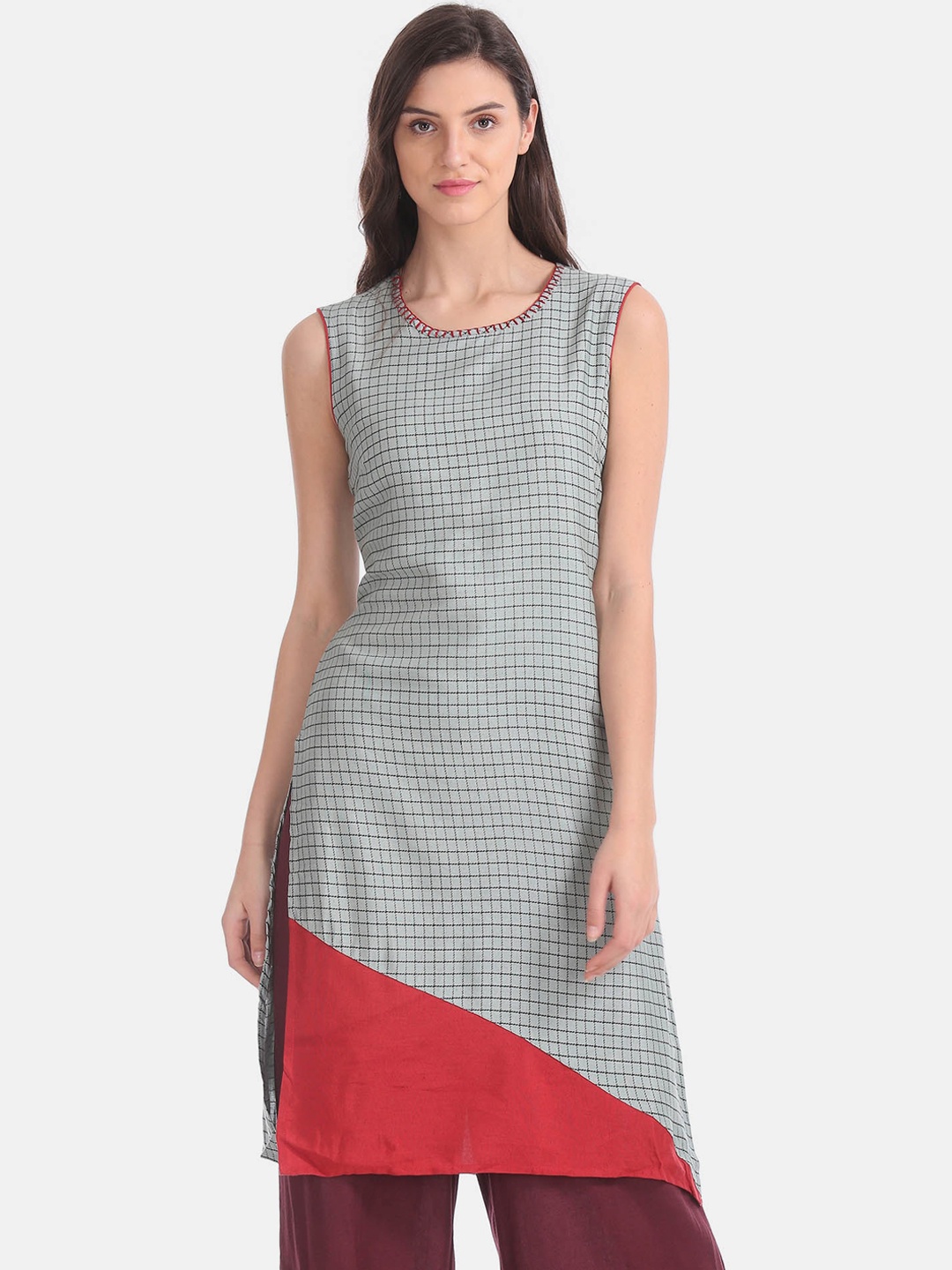 

Karigari Women Grey And Red Checked Kurta