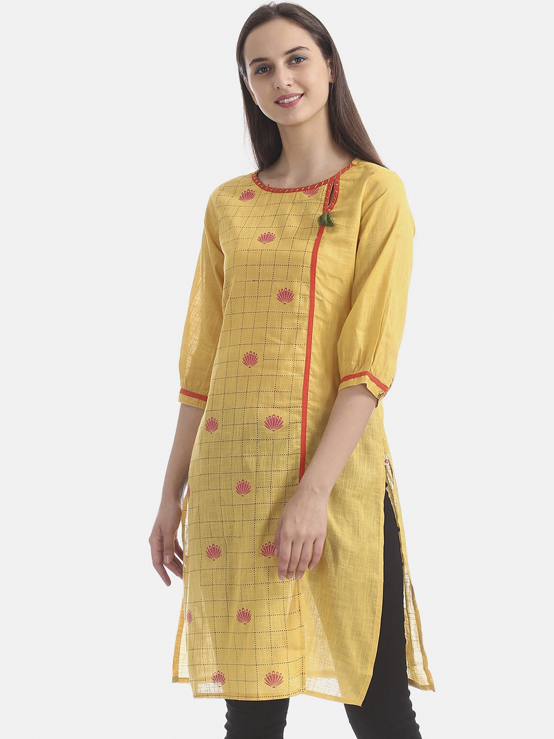 

Karigari Women Yellow Embroidered Thread Work Kurta