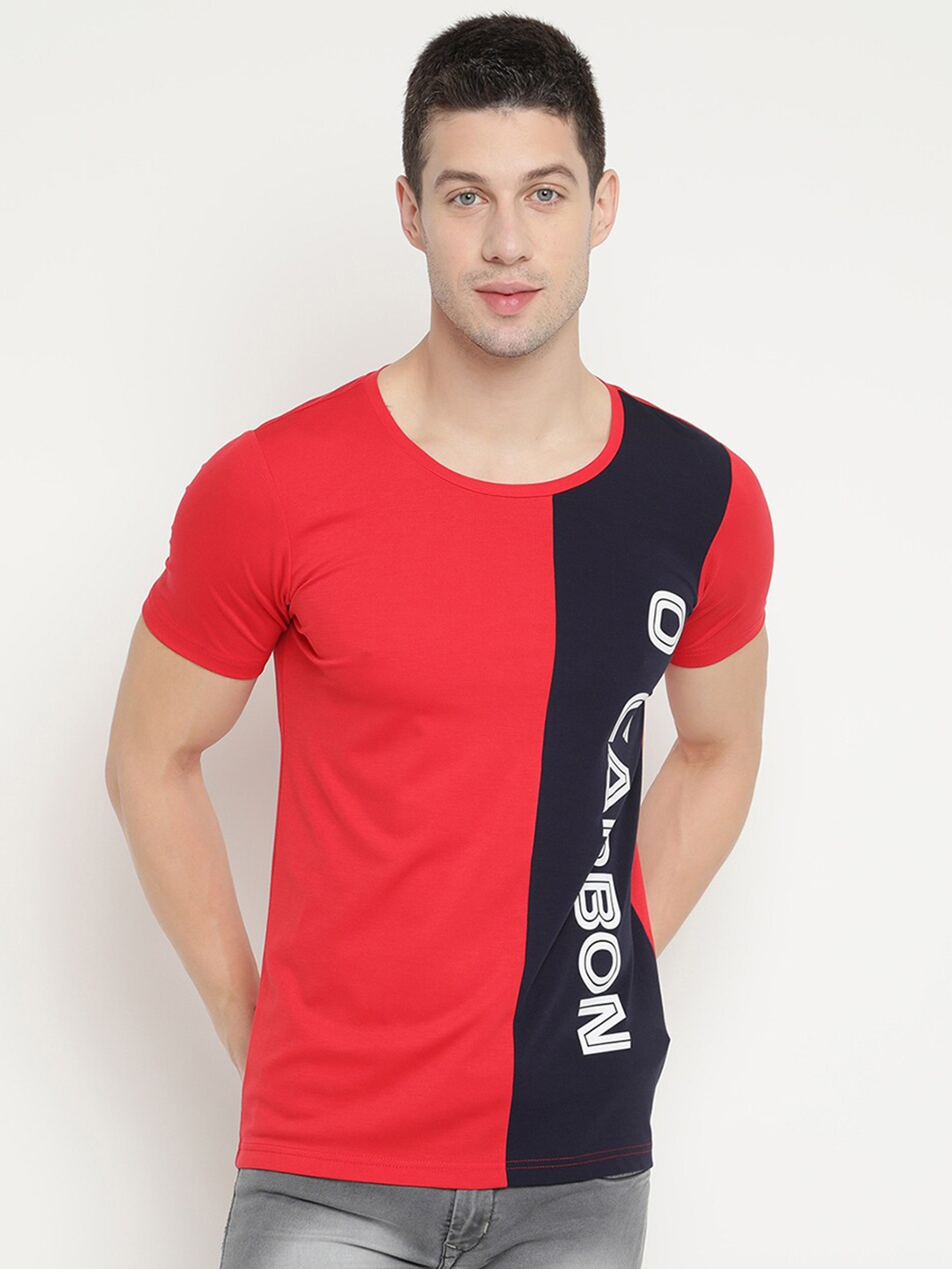 

V2 Value & Variety Men Red & Black Colourblocked T-shirt