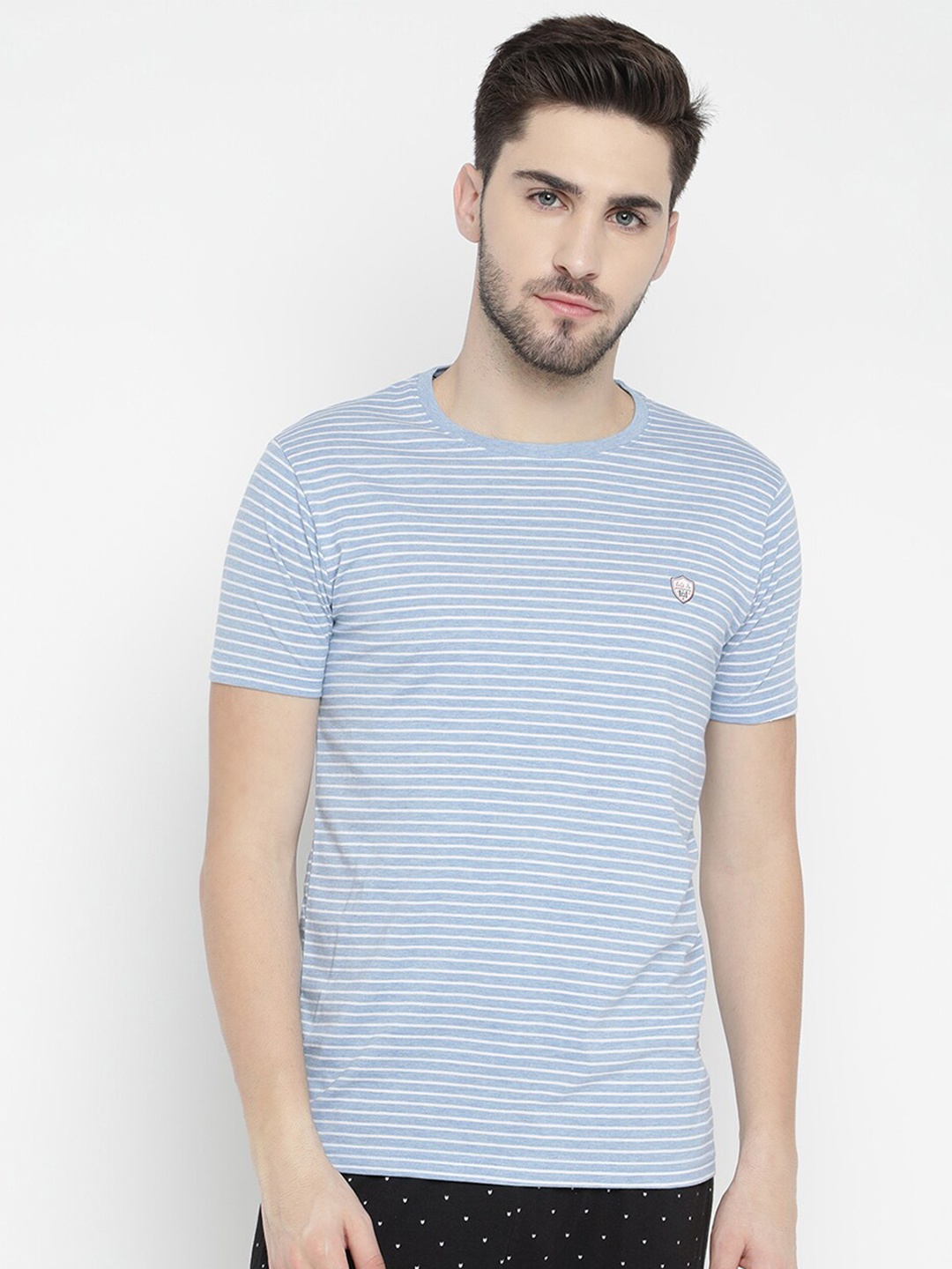 

V2 Value & Variety Men Blue Striped T-shirt