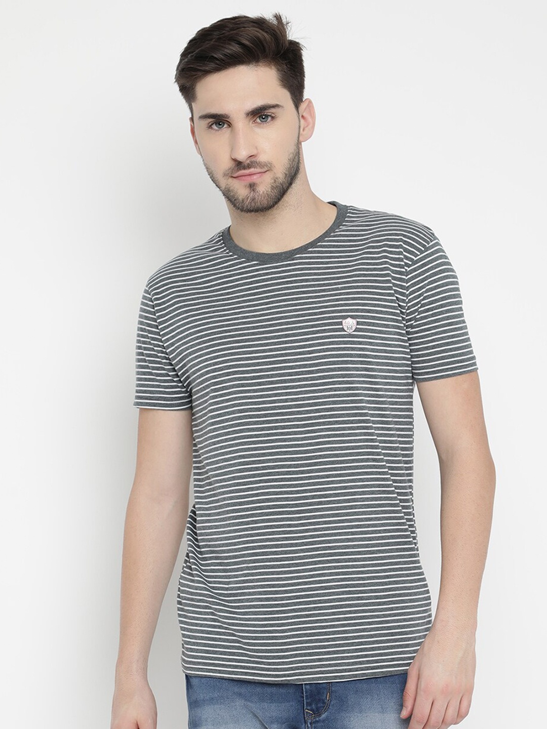 

V2 Value & Variety Men Grey & White Striped T-shirt