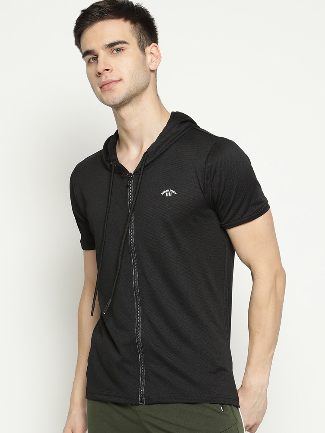 

V2 Value & Variety Men Black T-shirt