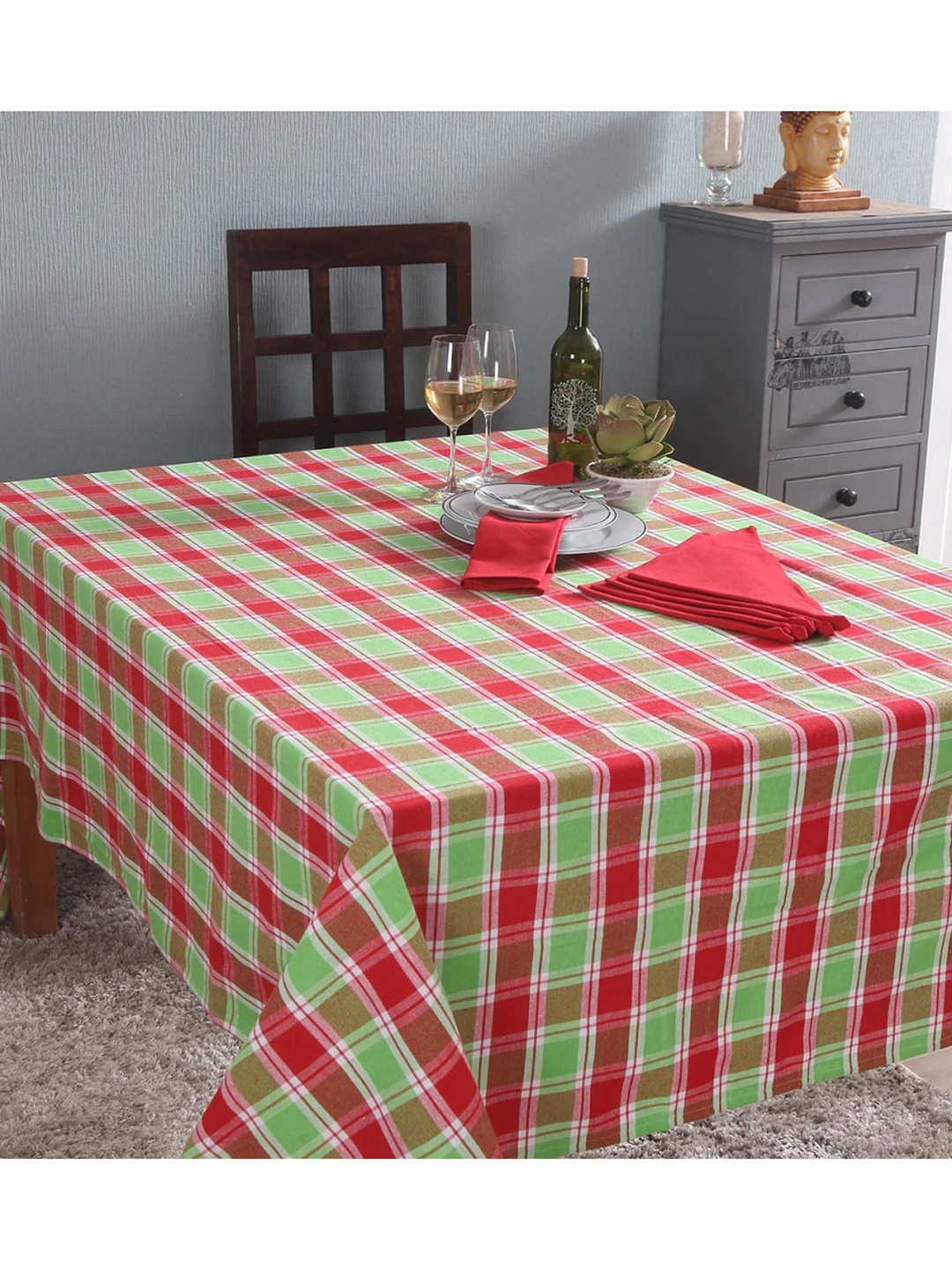 

Lushomes Pack Of 7 Red & Green Cotton Table Linen Set