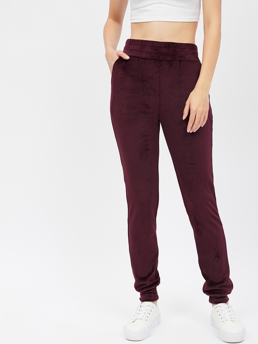 

Harpa Women Maroon Solid Straight-Fit Joggers