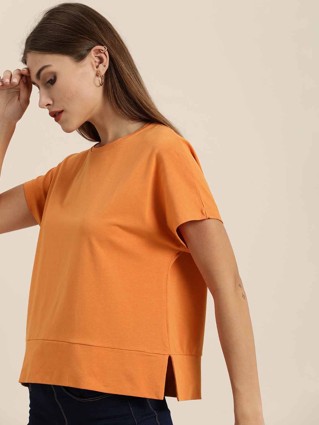 

ether Rust Orange Solid Extended Sleeves Boxy Top