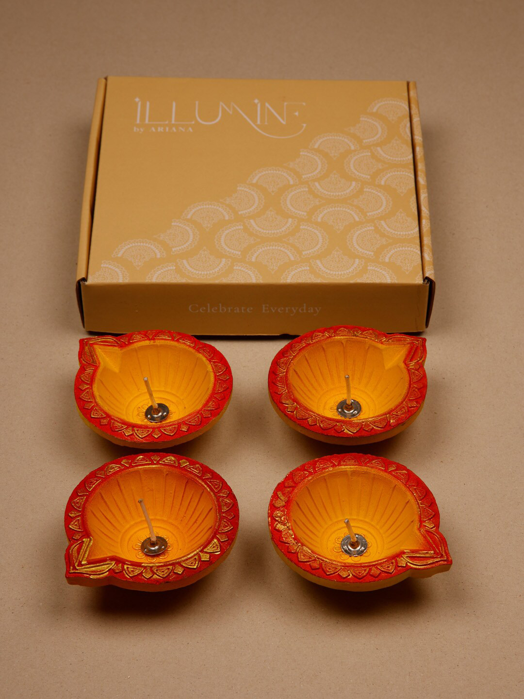 

Ariana Pack of 4 Modern Gel Scented Diya, Multi